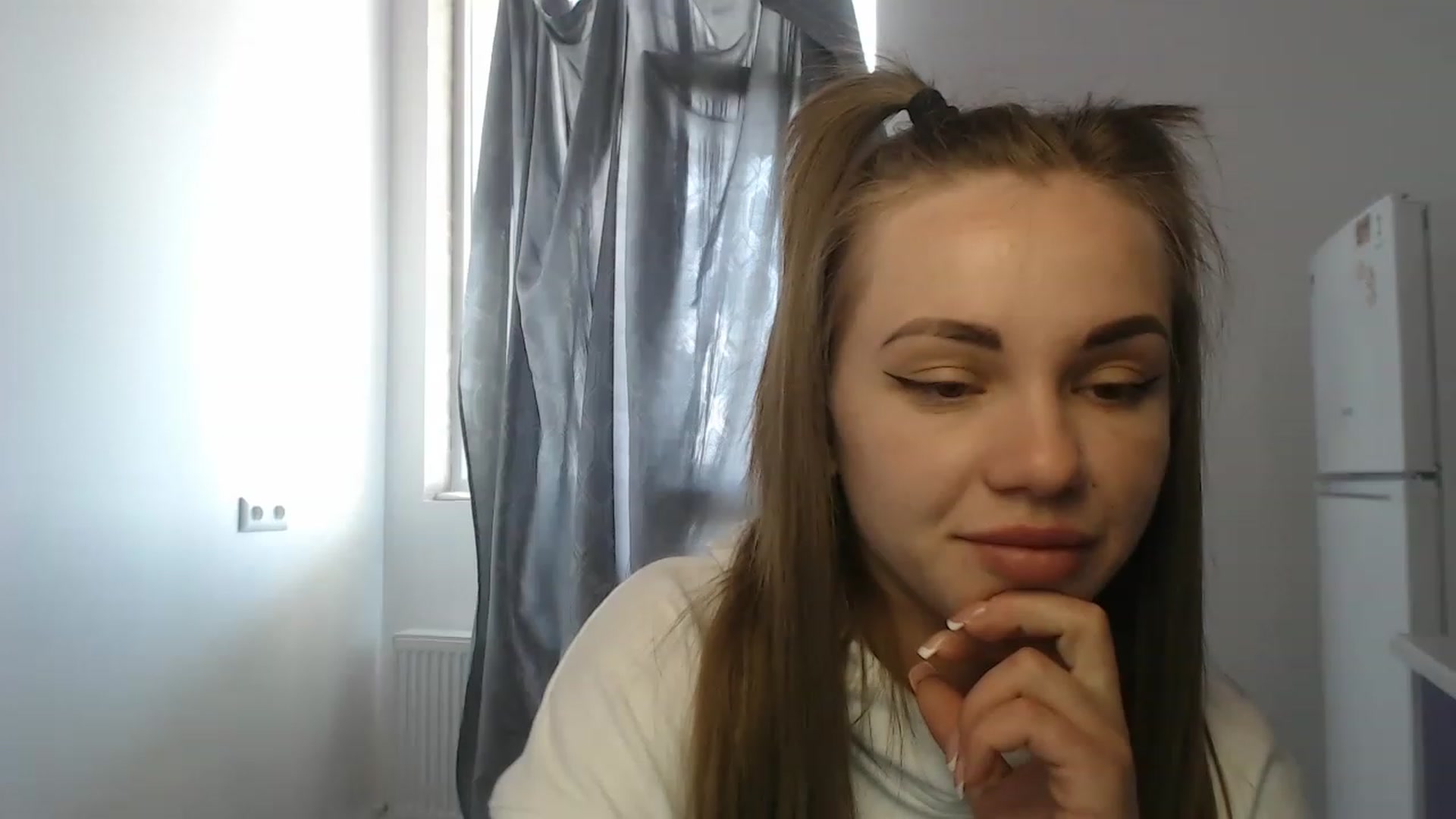 Gallery image thumbnail from VeryHotOne's myfreecams stream on, 06/06/2023, 12:36 image 9 of 20