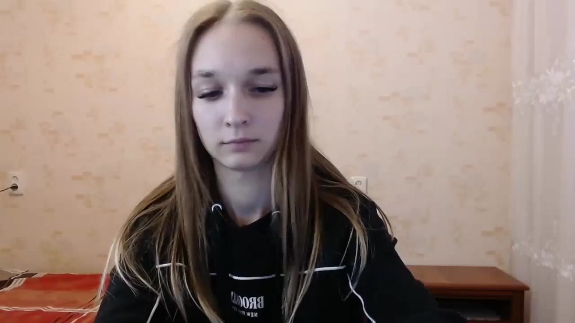 Gallery image thumbnail from VeryYYoung's myfreecams stream on, 10/02/2023, 15:08 image 10 of 20