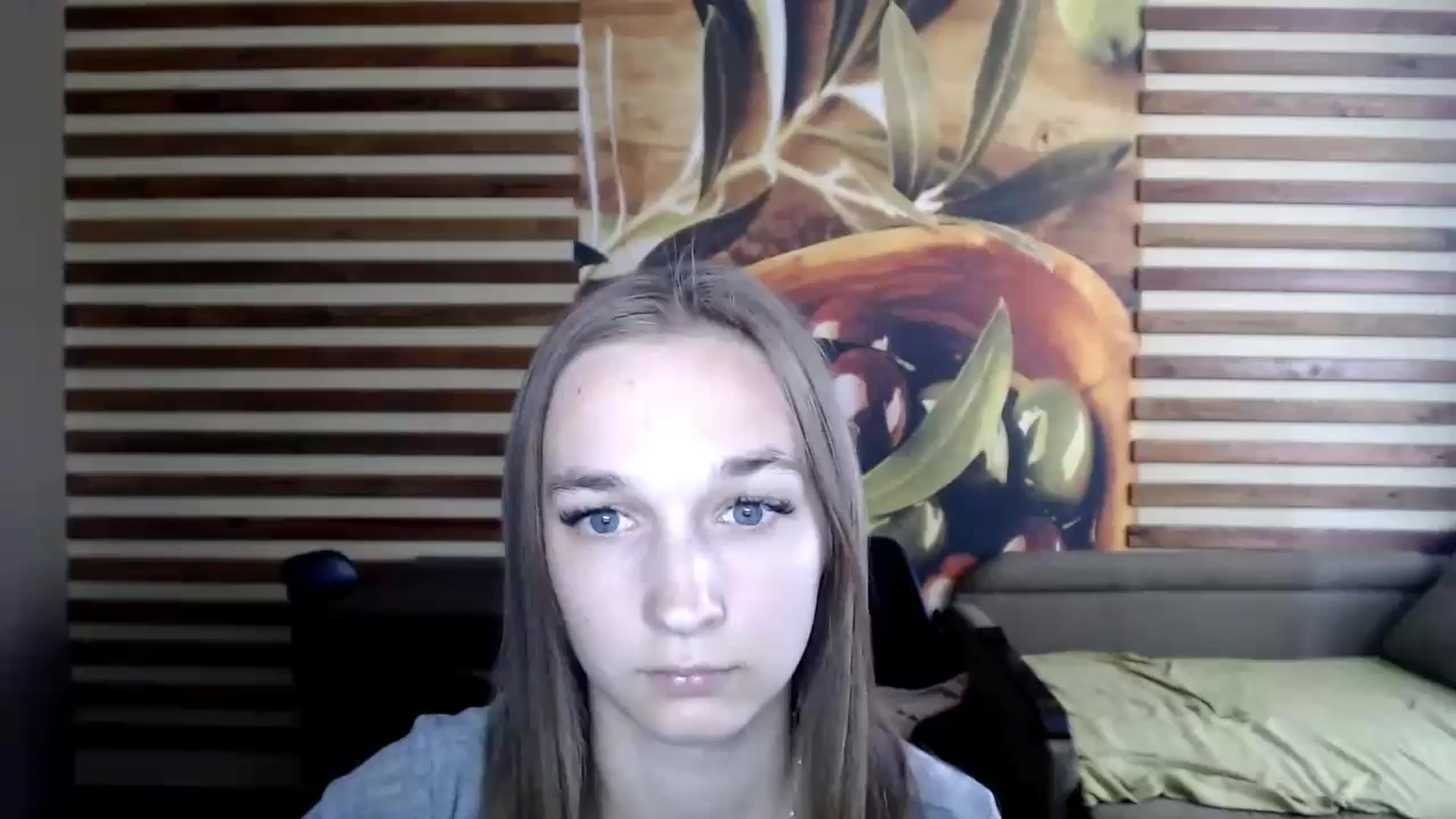Gallery image thumbnail from VeryYYoung's myfreecams stream on, 10/17/2023, 12:37 image 14 of 20