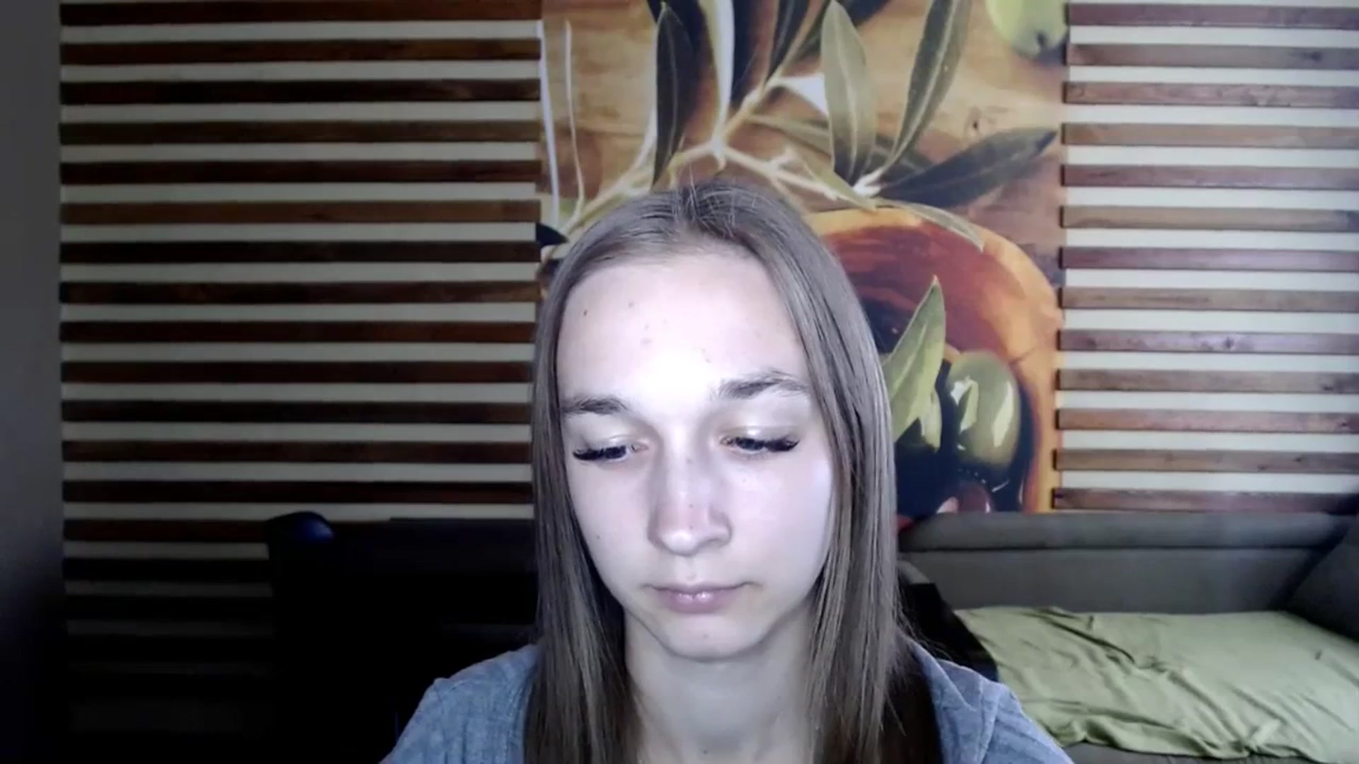 Gallery image thumbnail from VeryYYoung's myfreecams stream on, 10/17/2023, 12:37 image 10 of 20