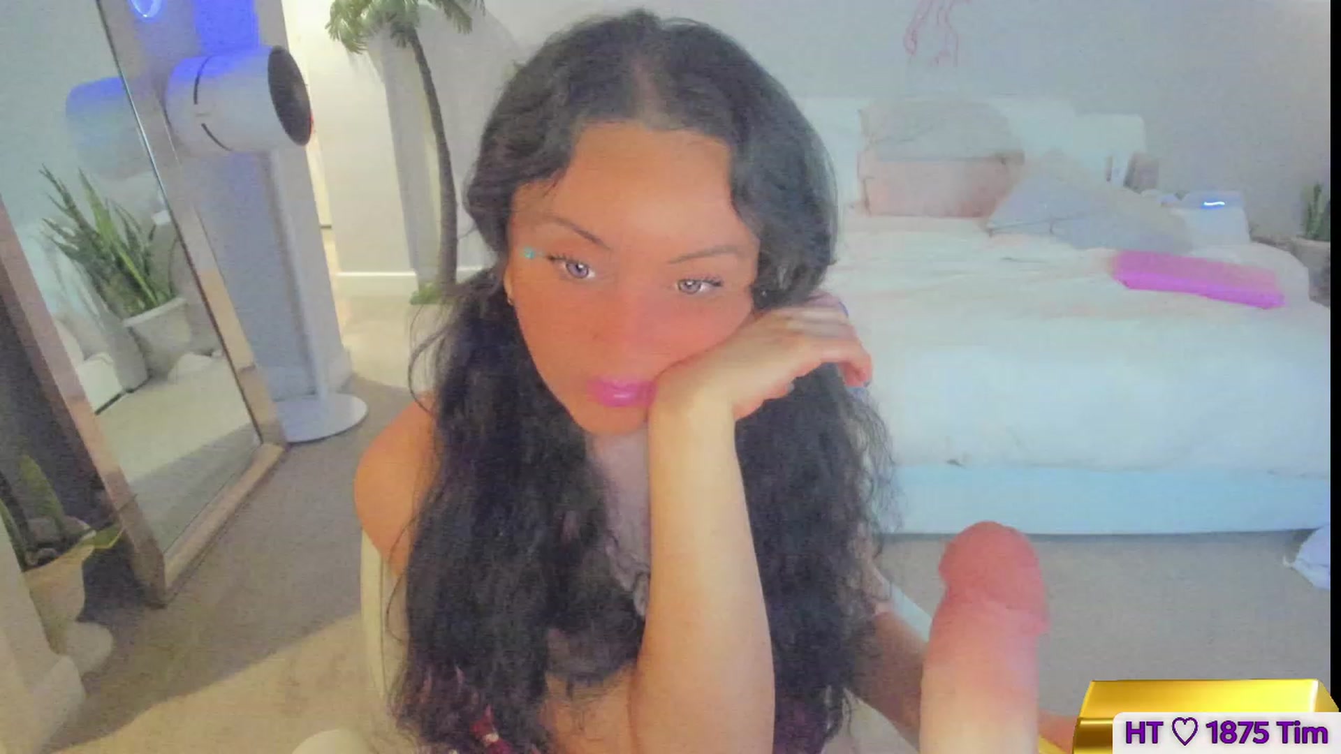 Gallery image thumbnail from Vesafine's myfreecams stream on, 07/20/2023, 08:50 image 12 of 20