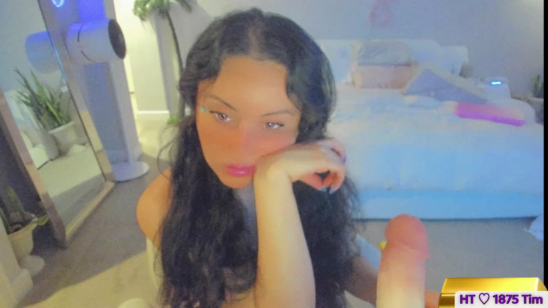 Gallery image thumbnail from Vesafine's myfreecams stream on, 07/20/2023, 08:50 image 13 of 20