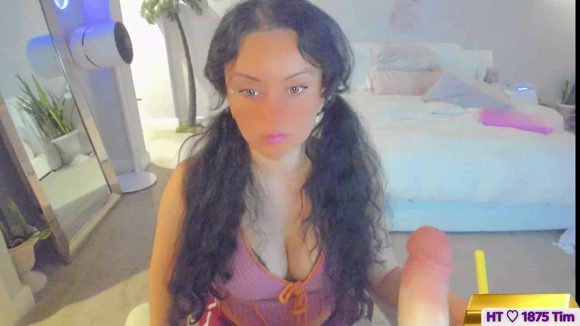 Gallery image thumbnail from Vesafine's myfreecams stream on, 07/20/2023, 08:50 image 15 of 20