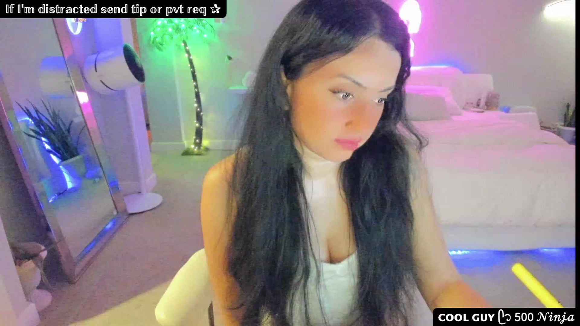 Gallery image thumbnail from Vesafine's myfreecams stream on, 07/26/2023, 07:37 image 9 of 20