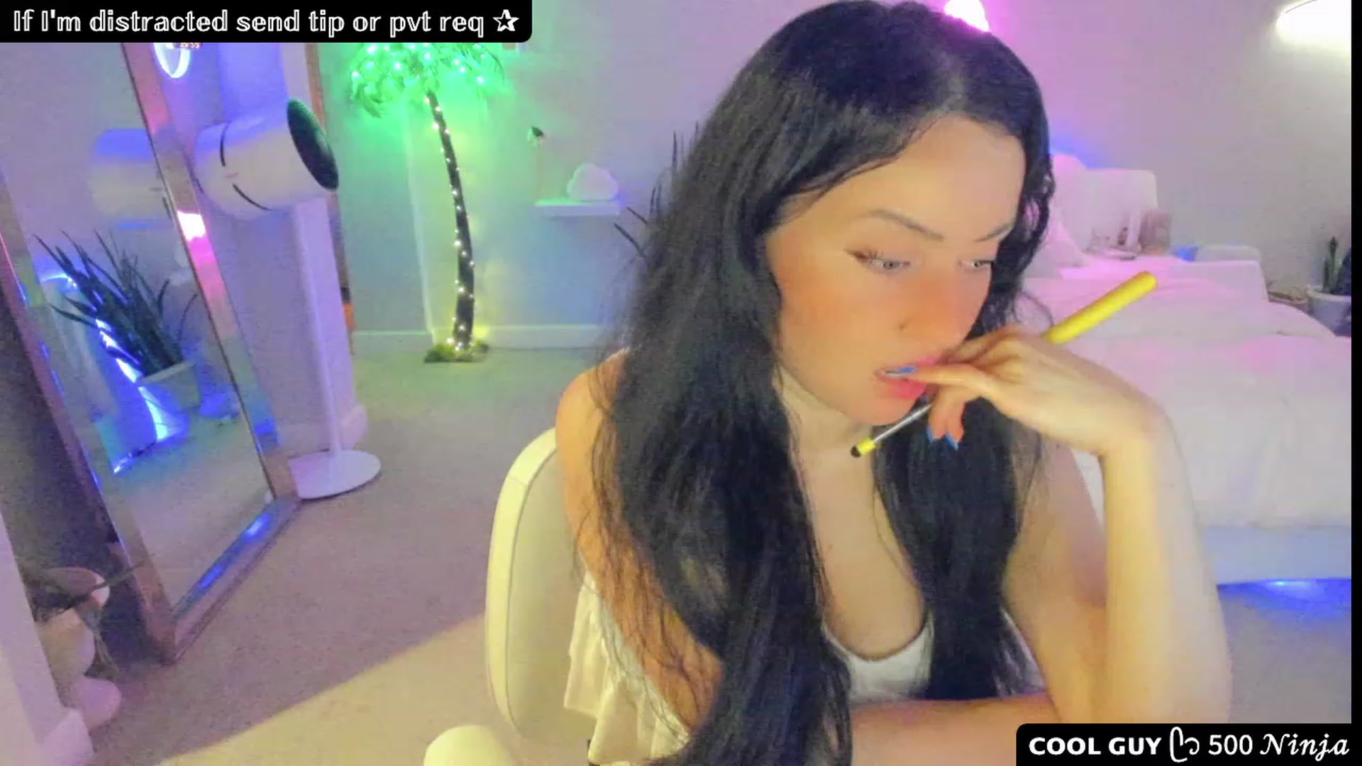 Gallery image thumbnail from Vesafine's myfreecams stream on, 07/26/2023, 07:37 image 19 of 20