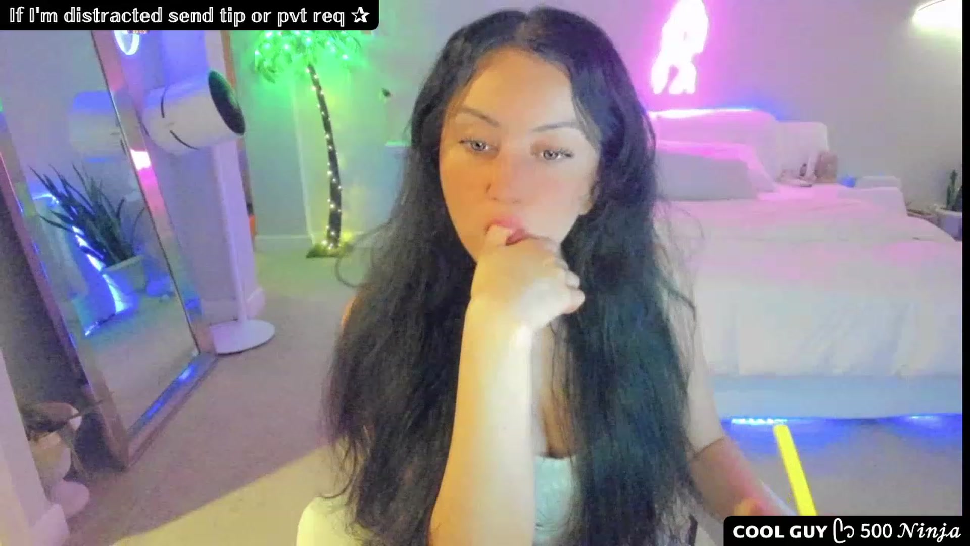 Gallery image thumbnail from Vesafine's myfreecams stream on, 07/26/2023, 08:16 image 12 of 20