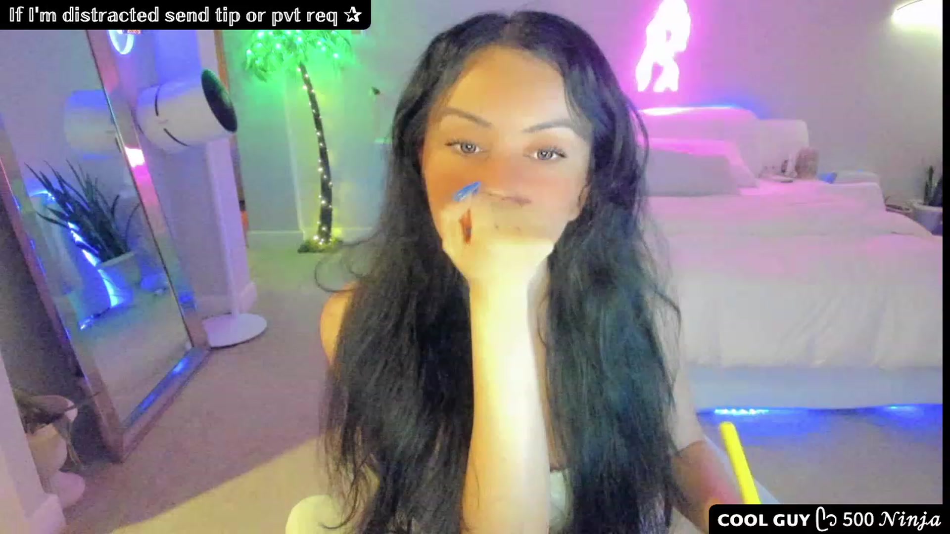 Gallery image thumbnail from Vesafine's myfreecams stream on, 07/26/2023, 08:16 image 8 of 20