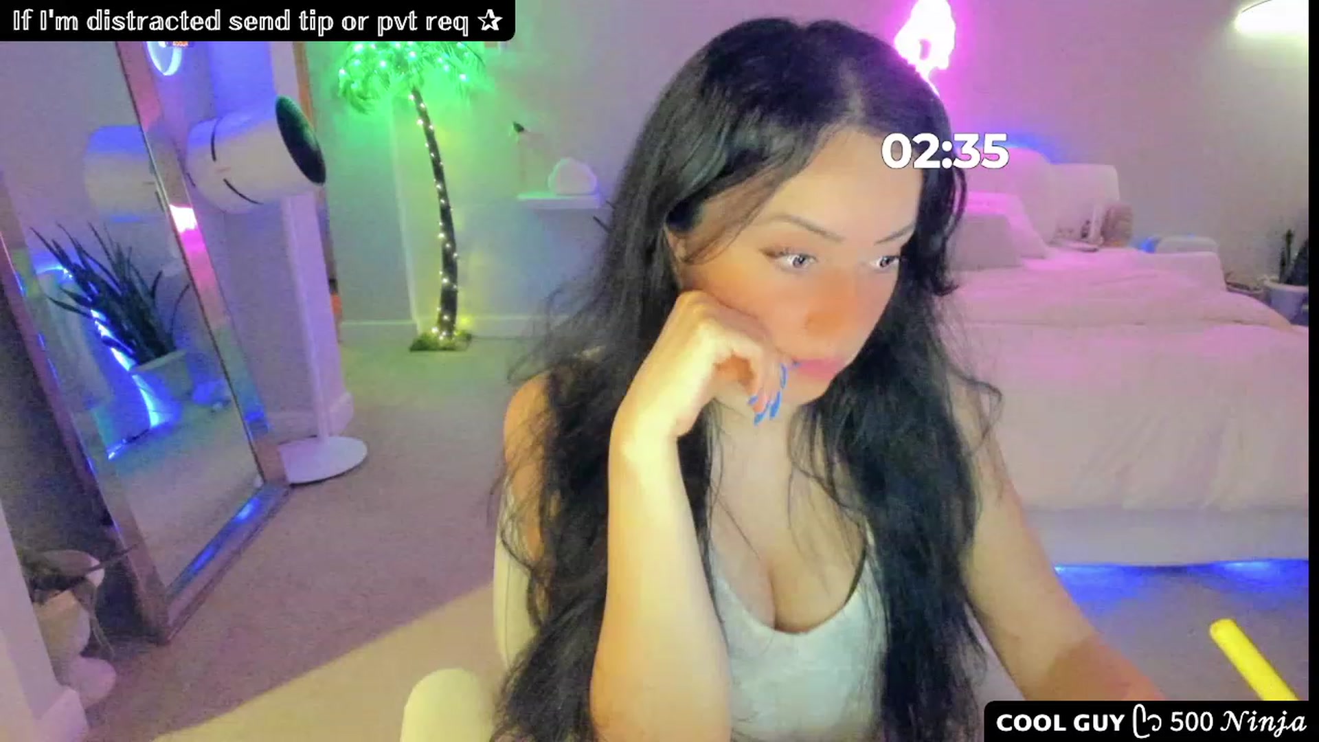 Gallery image thumbnail from Vesafine's myfreecams stream on, 07/26/2023, 08:16 image 19 of 20