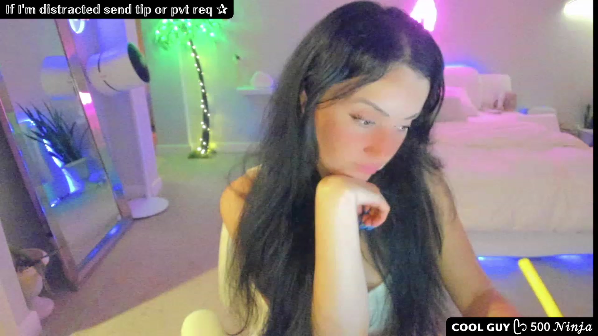 Gallery image thumbnail from Vesafine's myfreecams stream on, 07/26/2023, 08:16 image 3 of 20