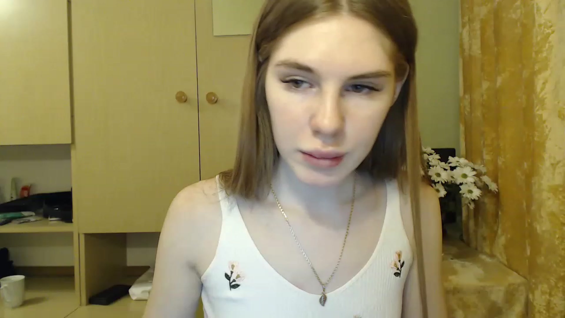 Gallery image thumbnail from Vesnyshka's myfreecams stream on, 01/31/2023, 17:18 image 18 of 20