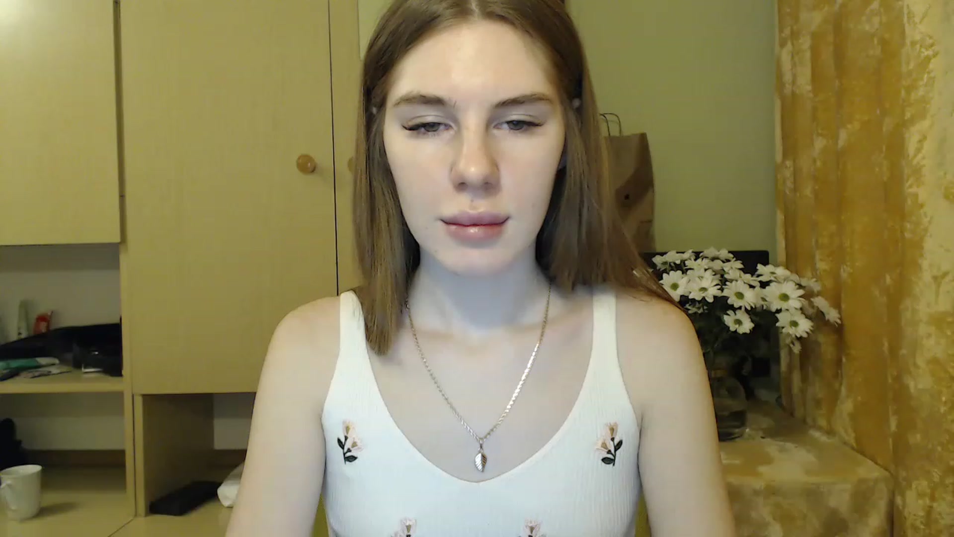 Gallery image thumbnail from Vesnyshka's myfreecams stream on, 01/31/2023, 17:18 image 5 of 20