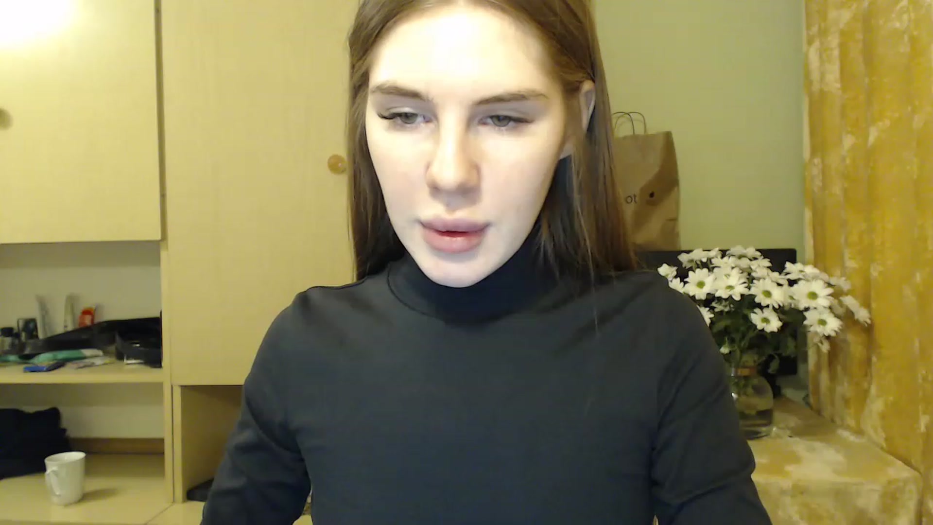 Gallery image thumbnail from Vesnyshka's myfreecams stream on, 01/31/2023, 19:59 image 4 of 20
