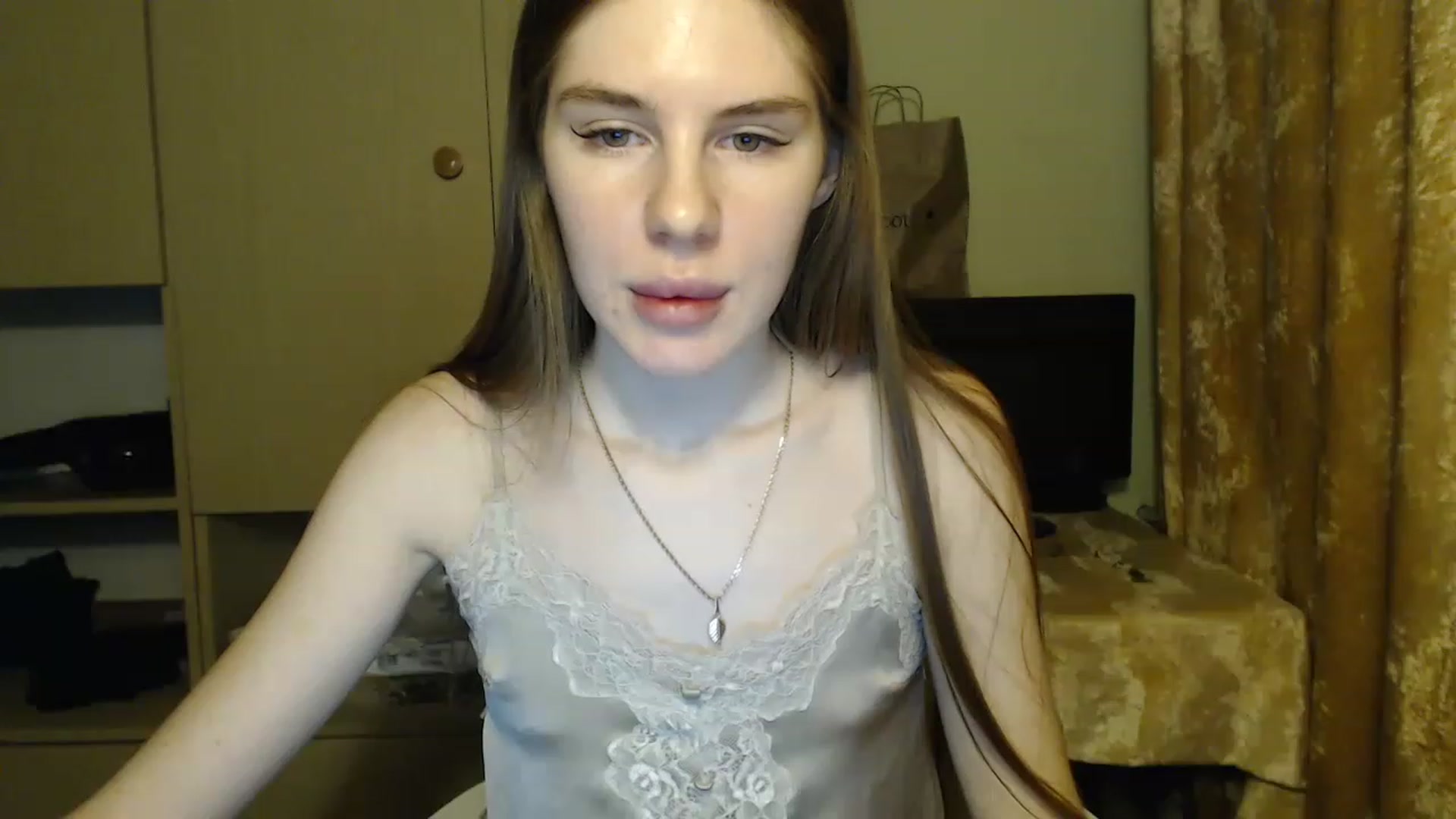 Gallery image thumbnail from Vesnyshka's myfreecams stream on, 02/03/2023, 17:40 image 8 of 20