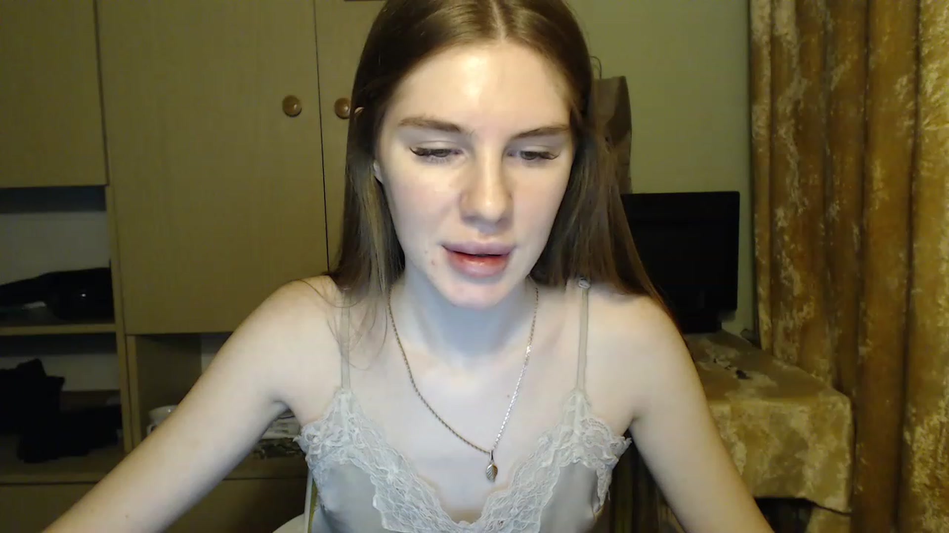 Gallery image thumbnail from Vesnyshka's myfreecams stream on, 02/03/2023, 17:40 image 6 of 20