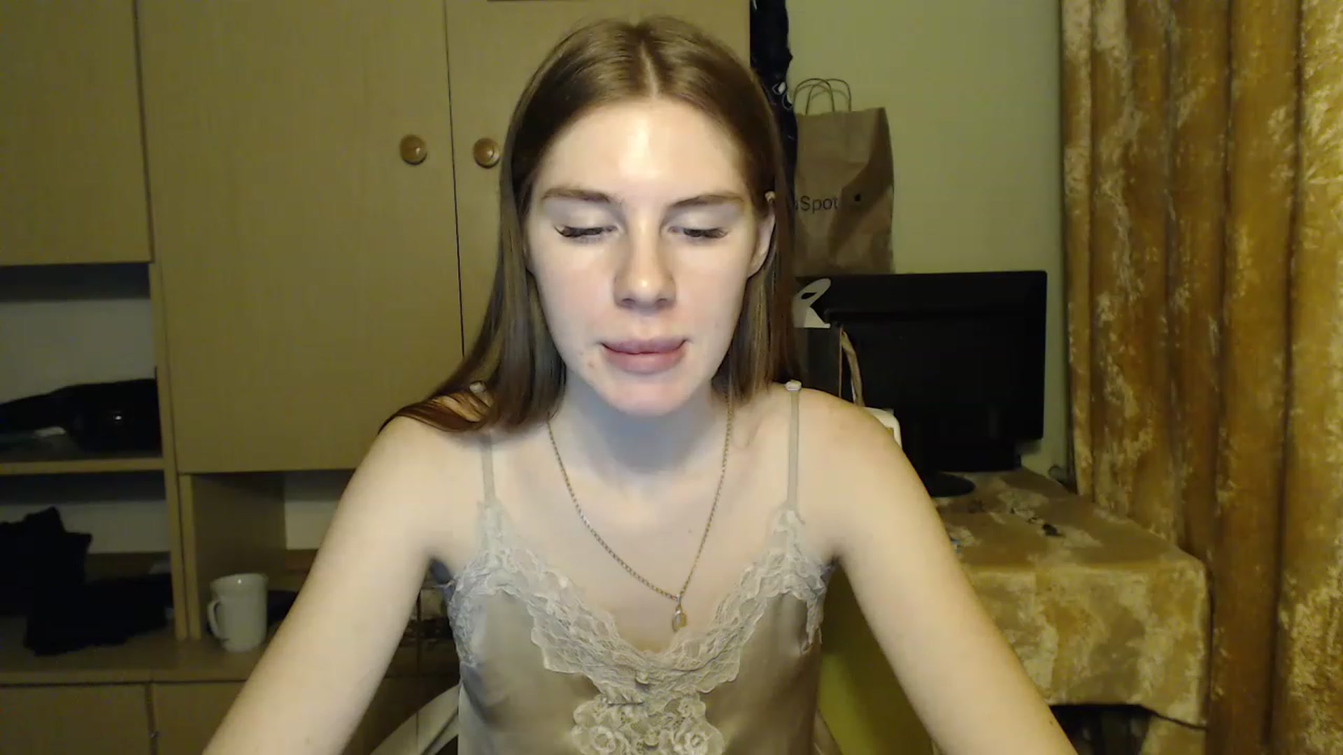 Gallery image thumbnail from Vesnyshka's myfreecams stream on, 02/03/2023, 17:40 image 20 of 20