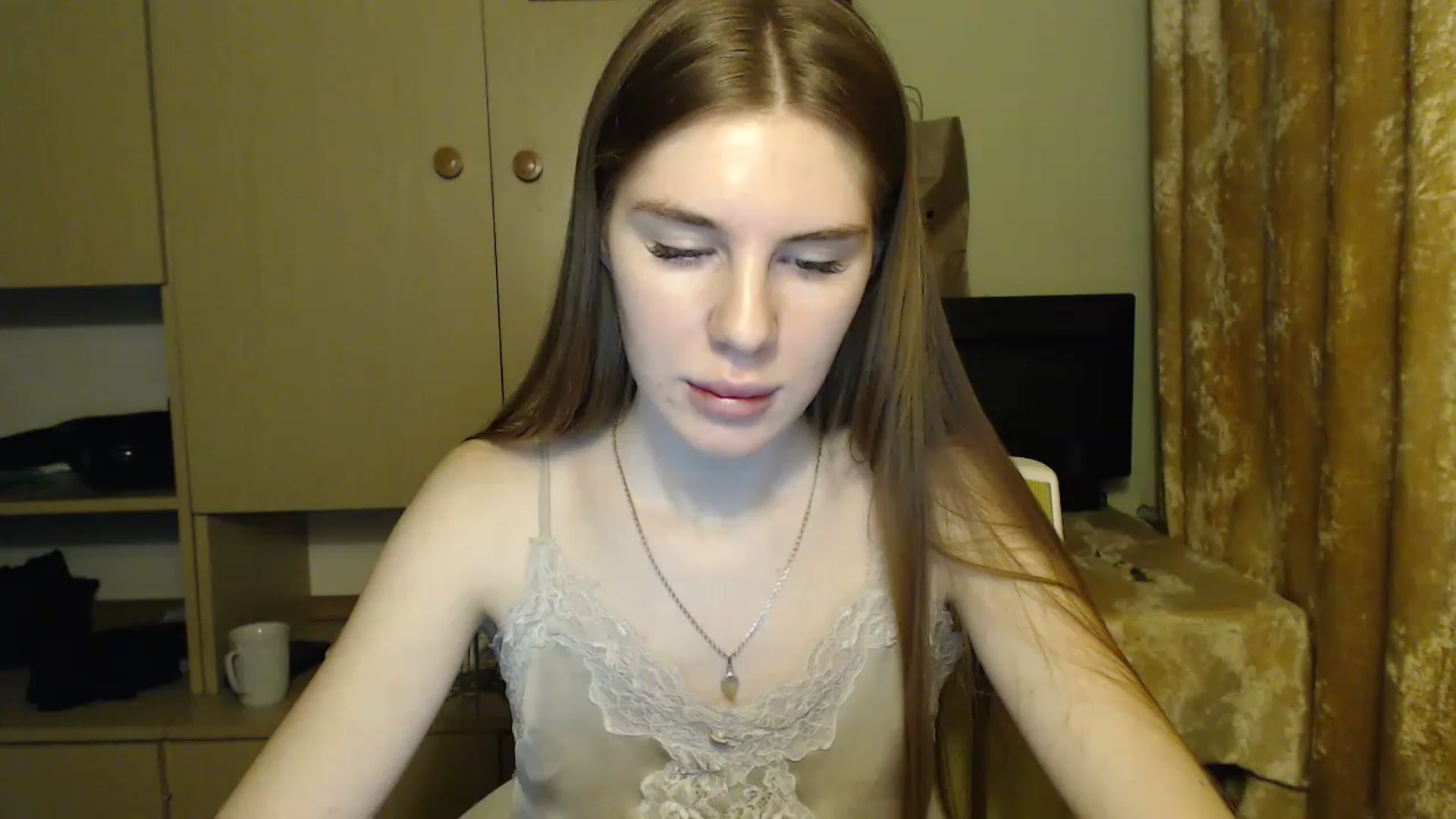 Gallery image thumbnail from Vesnyshka's myfreecams stream on, 02/03/2023, 17:40 image 19 of 20