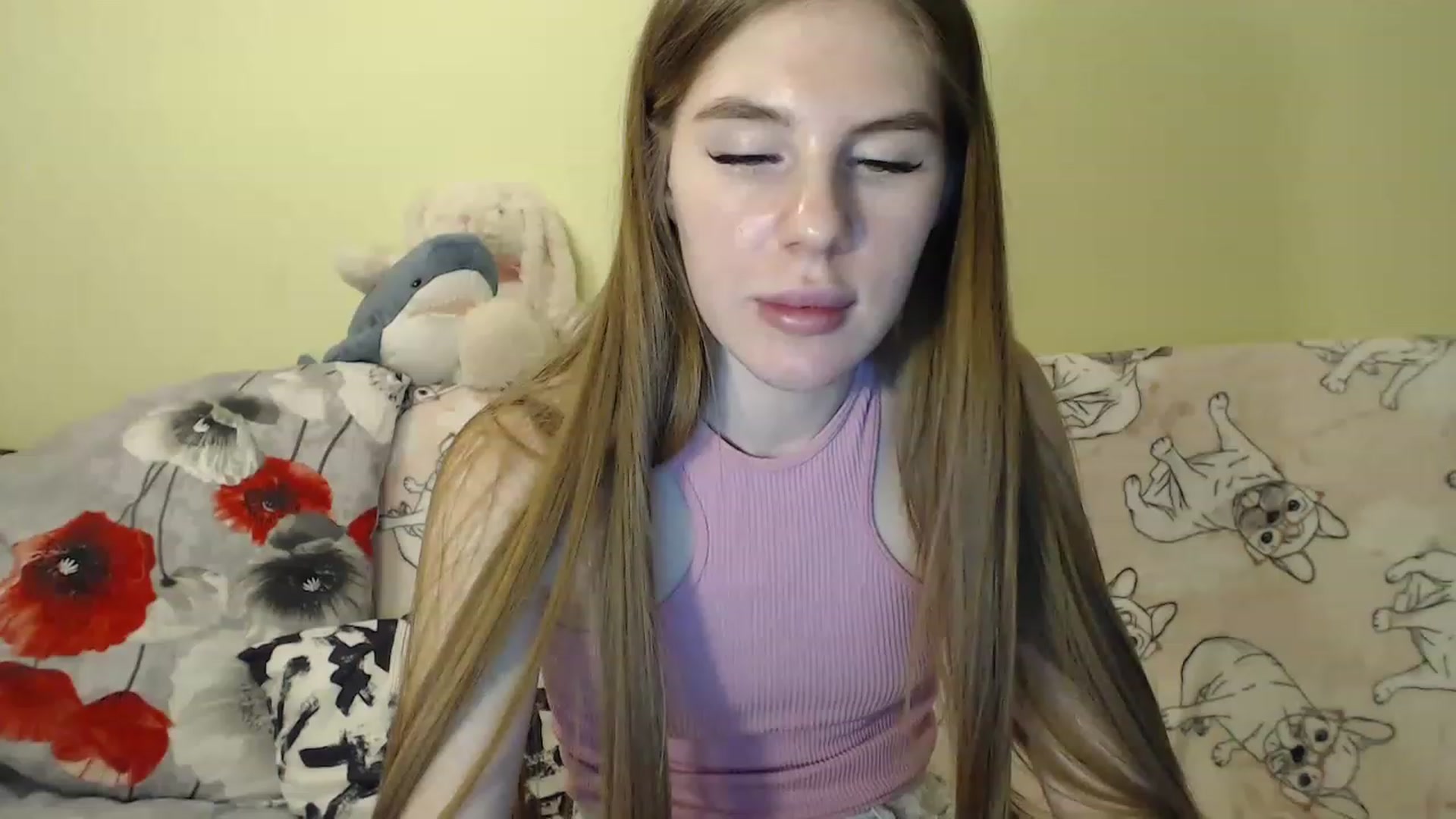 Gallery image thumbnail from Vesnyshka's myfreecams stream on, 02/15/2023, 19:40 image 1 of 20