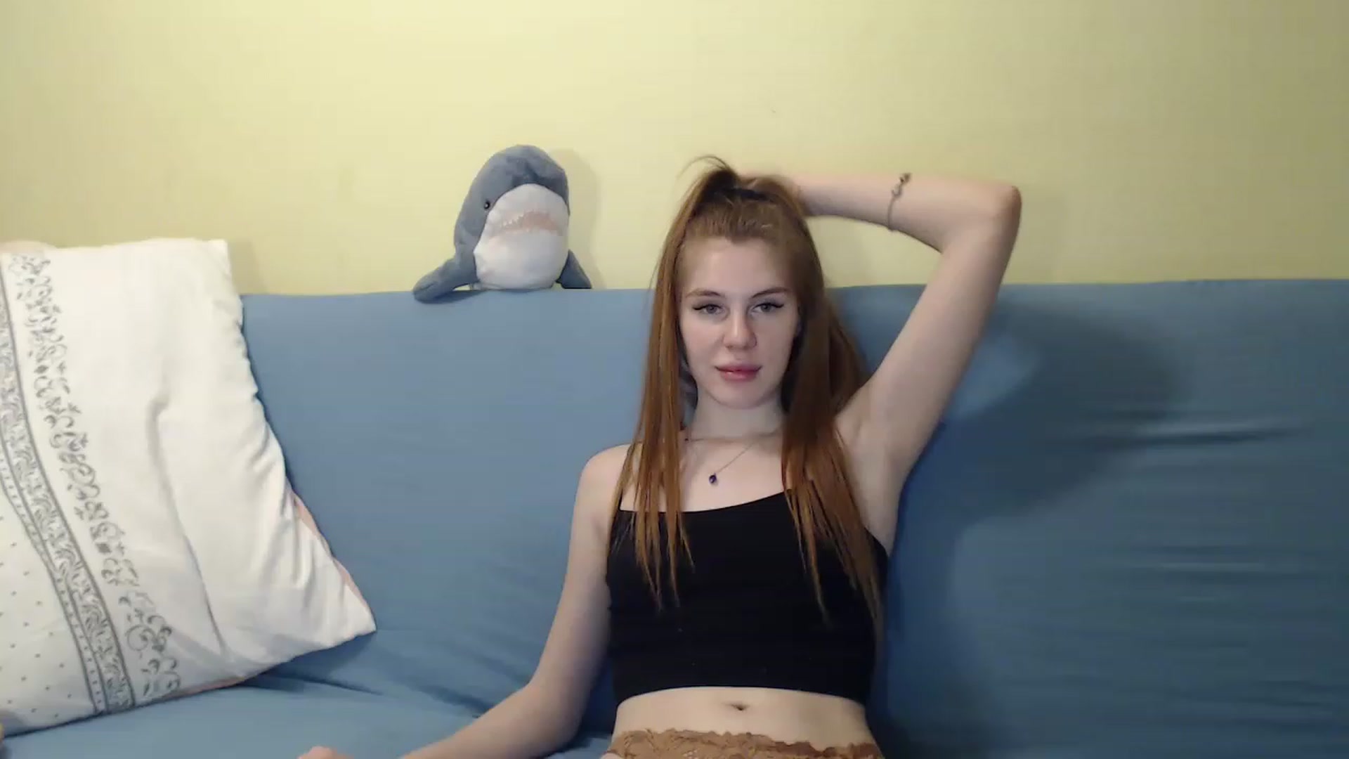 Gallery image thumbnail from Vesnyshka's myfreecams stream on, 02/17/2023, 18:46 image 11 of 20