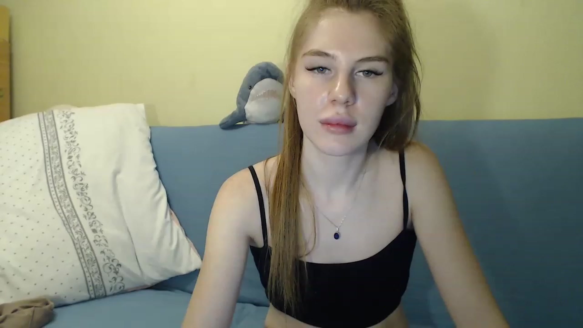 Gallery image thumbnail from Vesnyshka's myfreecams stream on, 02/17/2023, 18:46 image 8 of 20