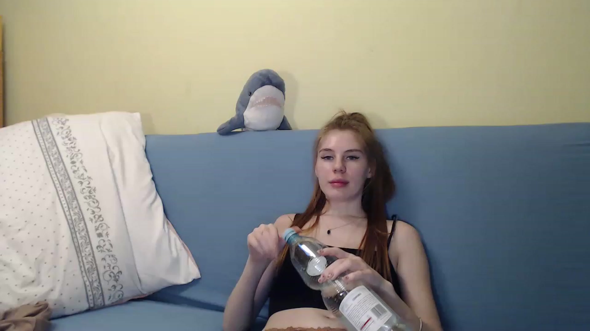 Gallery image thumbnail from Vesnyshka's myfreecams stream on, 02/17/2023, 18:46 image 5 of 20