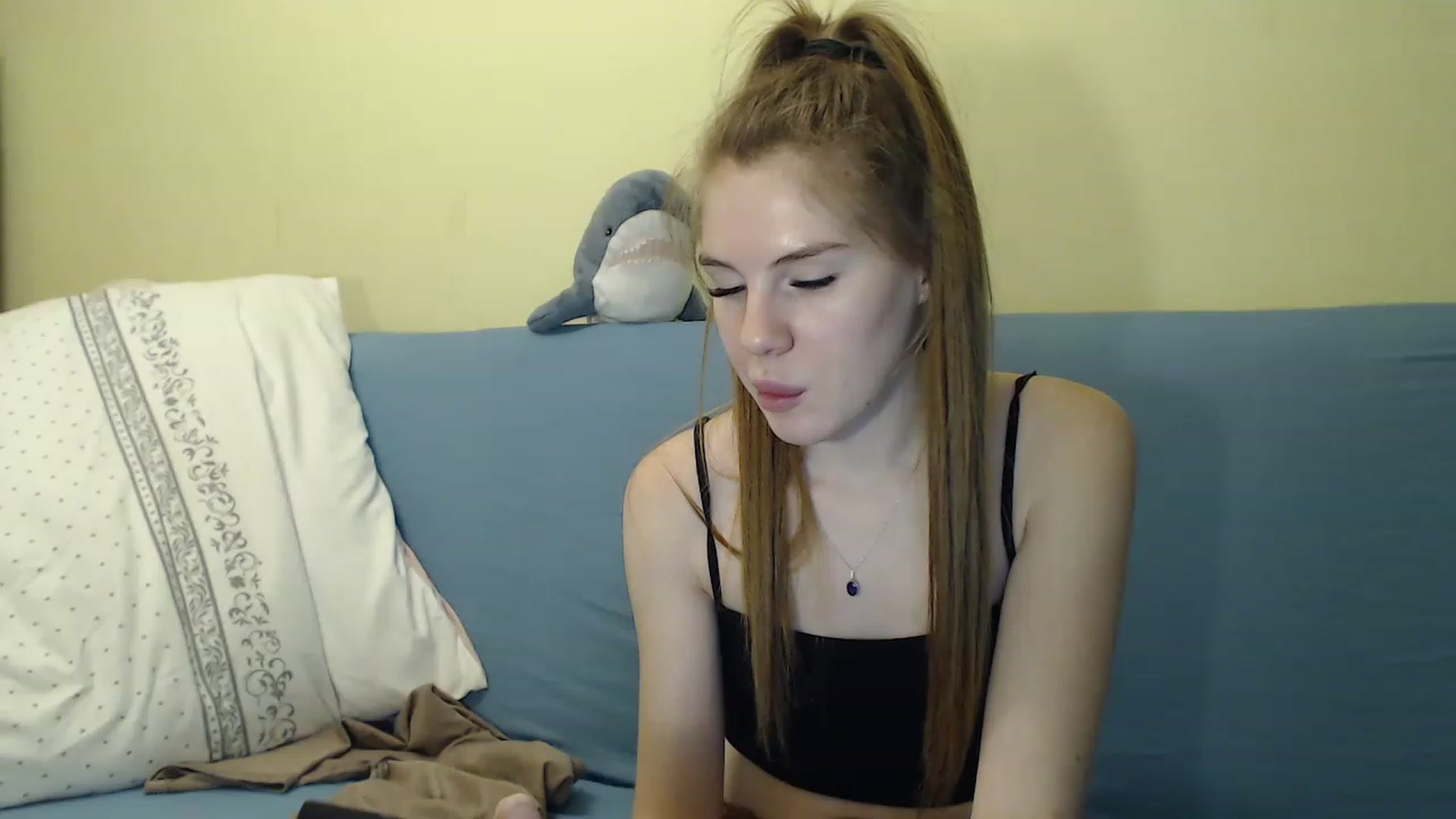 Gallery image thumbnail from Vesnyshka's myfreecams stream on, 02/17/2023, 18:46 image 2 of 20