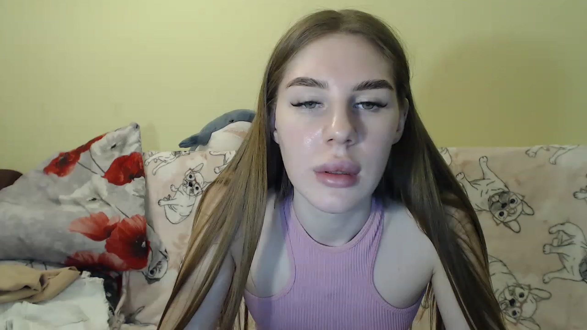 Gallery image thumbnail from Vesnyshka's myfreecams stream on, 03/01/2023, 18:59 image 8 of 20