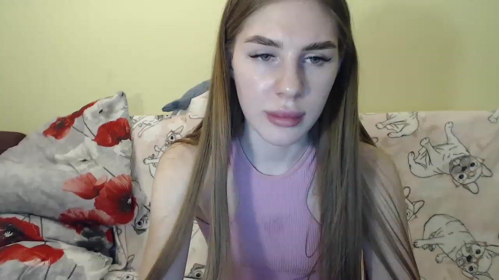 Gallery image thumbnail from Vesnyshka's myfreecams stream on, 03/01/2023, 20:33 image 1 of 20