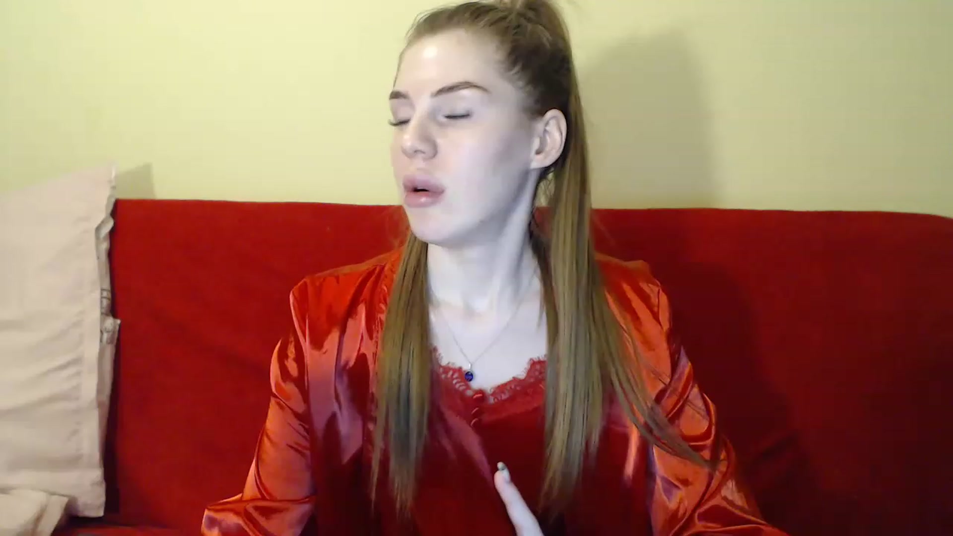 Gallery image thumbnail from Vesnyshka's myfreecams stream on, 03/16/2023, 20:43 image 19 of 20