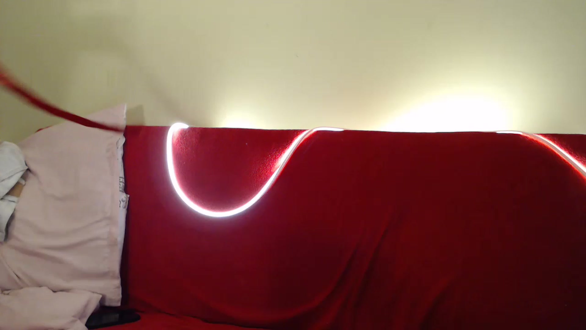 Gallery image thumbnail from Vesnyshka's myfreecams stream on, 03/16/2023, 20:43 image 6 of 20