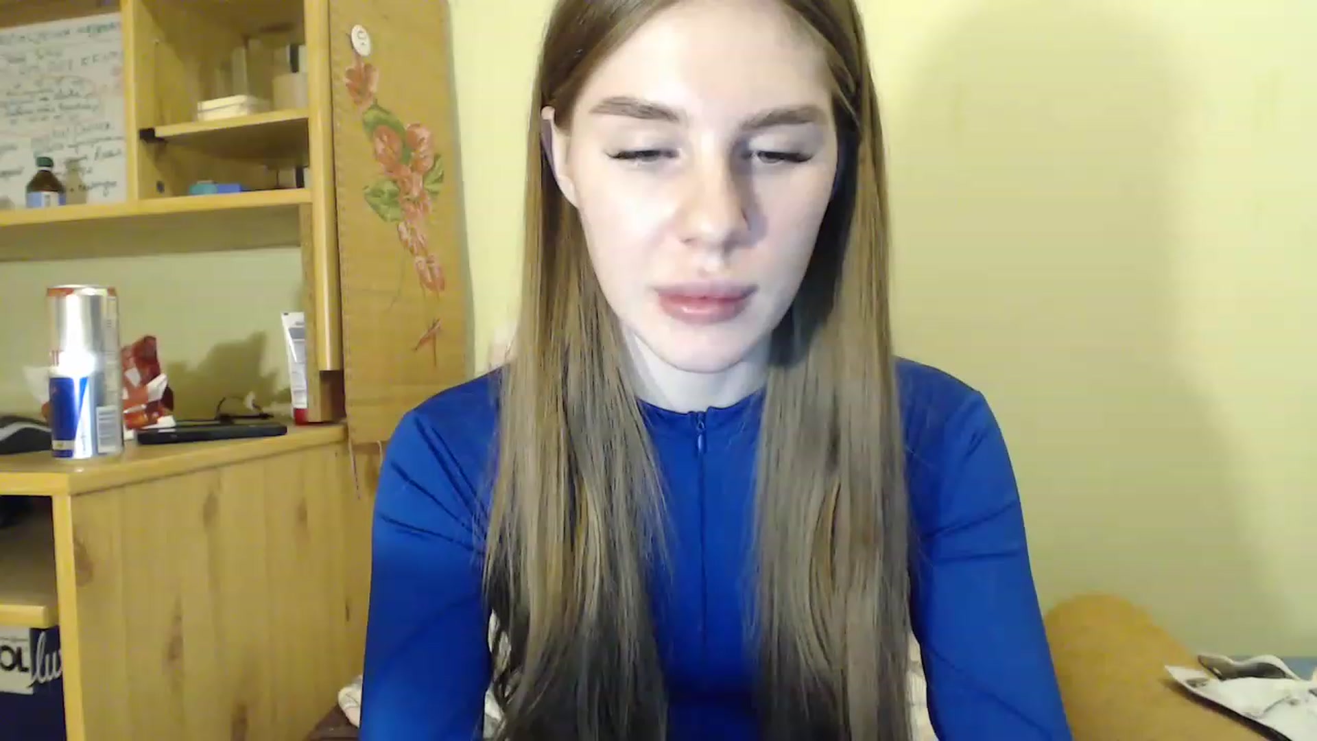 Gallery image thumbnail from Vesnyshka's myfreecams stream on, 03/22/2023, 18:27 image 18 of 20
