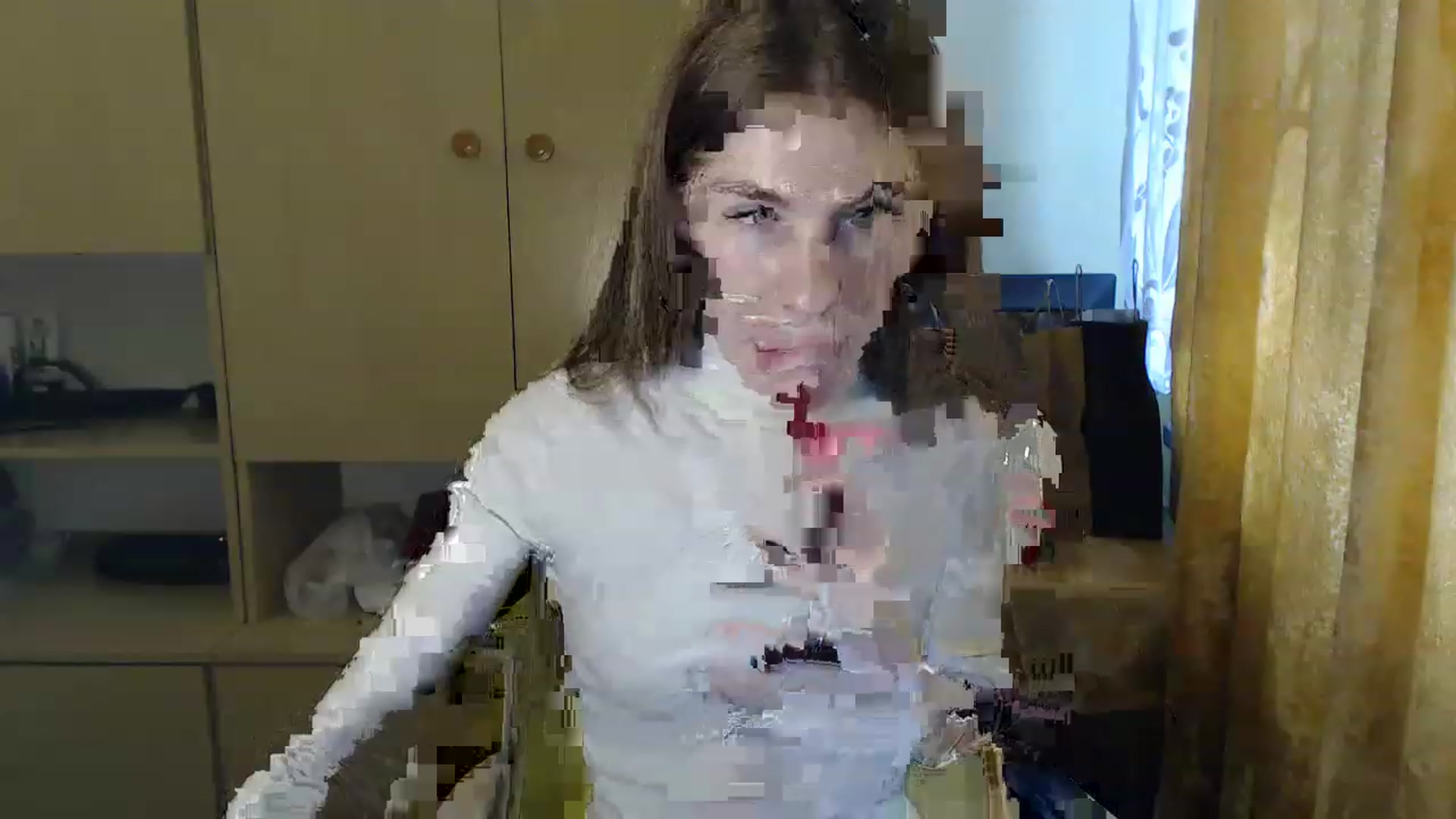 Gallery image thumbnail from Vesnyshka's myfreecams stream on, 03/30/2023, 15:42 image 7 of 20
