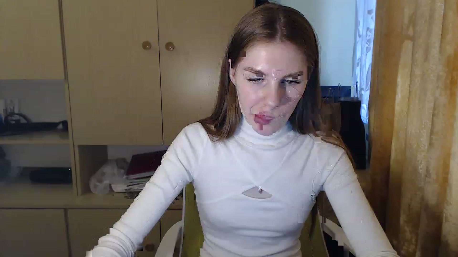 Gallery image thumbnail from Vesnyshka's myfreecams stream on, 03/30/2023, 15:42 image 20 of 20