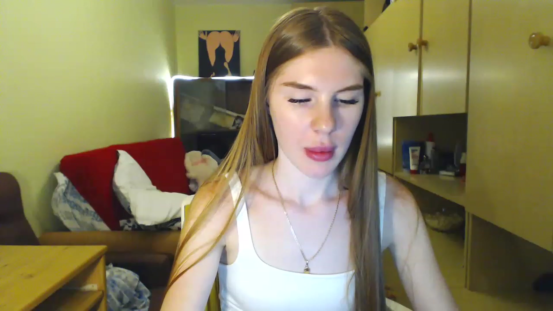 Gallery image thumbnail from Vesnyshka's myfreecams stream on, 06/11/2023, 17:58 image 20 of 20