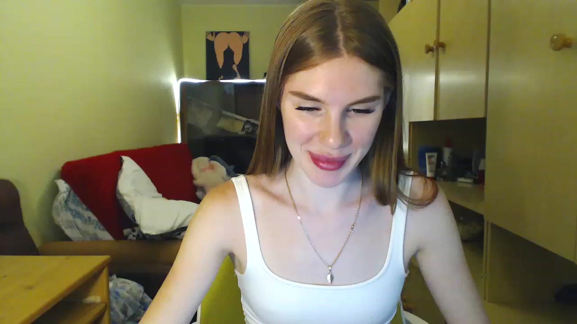 Gallery image thumbnail from Vesnyshka's myfreecams stream on, 06/11/2023, 17:58 image 13 of 20