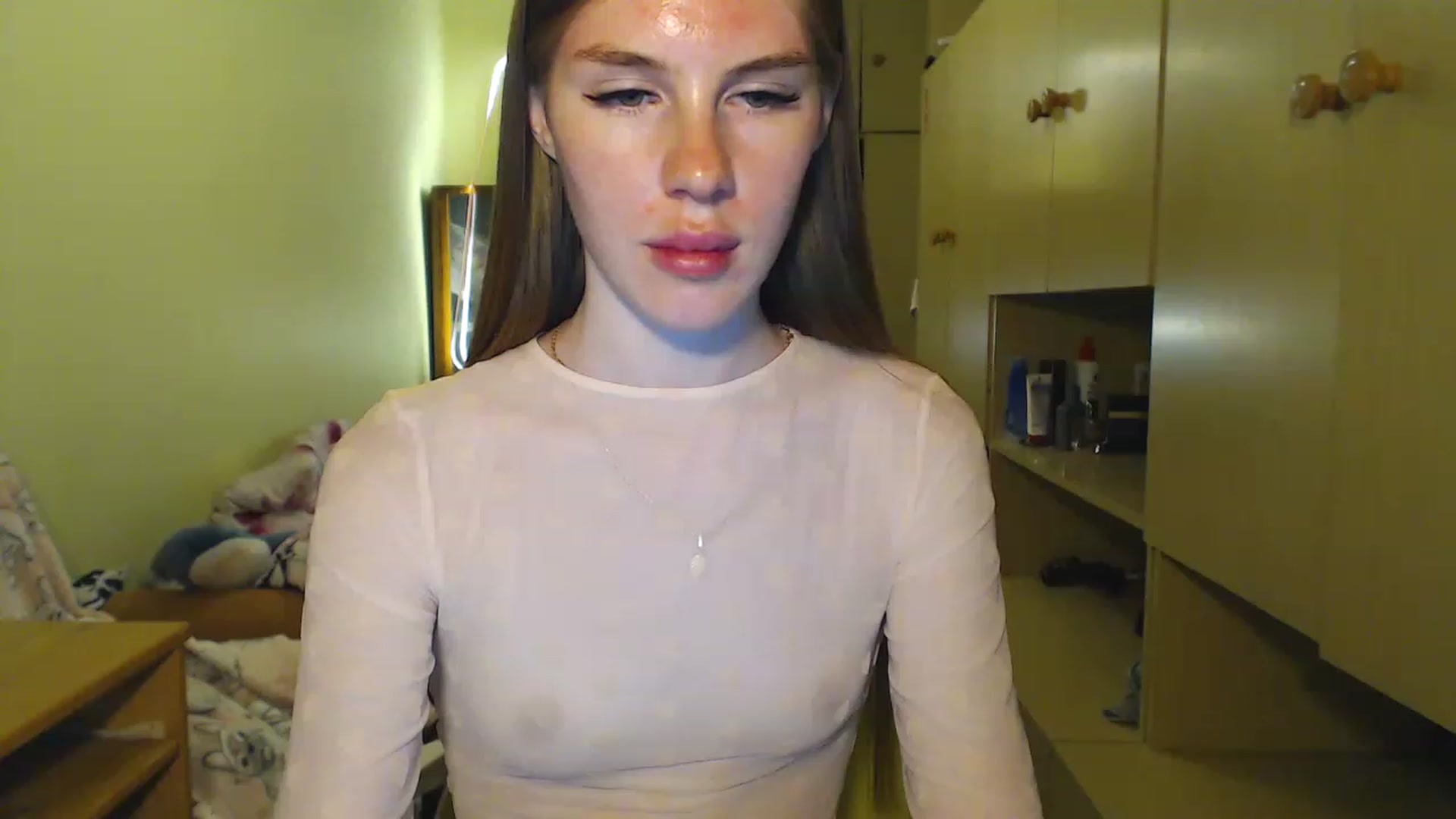 Gallery image thumbnail from Vesnyshka's myfreecams stream on, 06/22/2023, 19:07 image 18 of 20