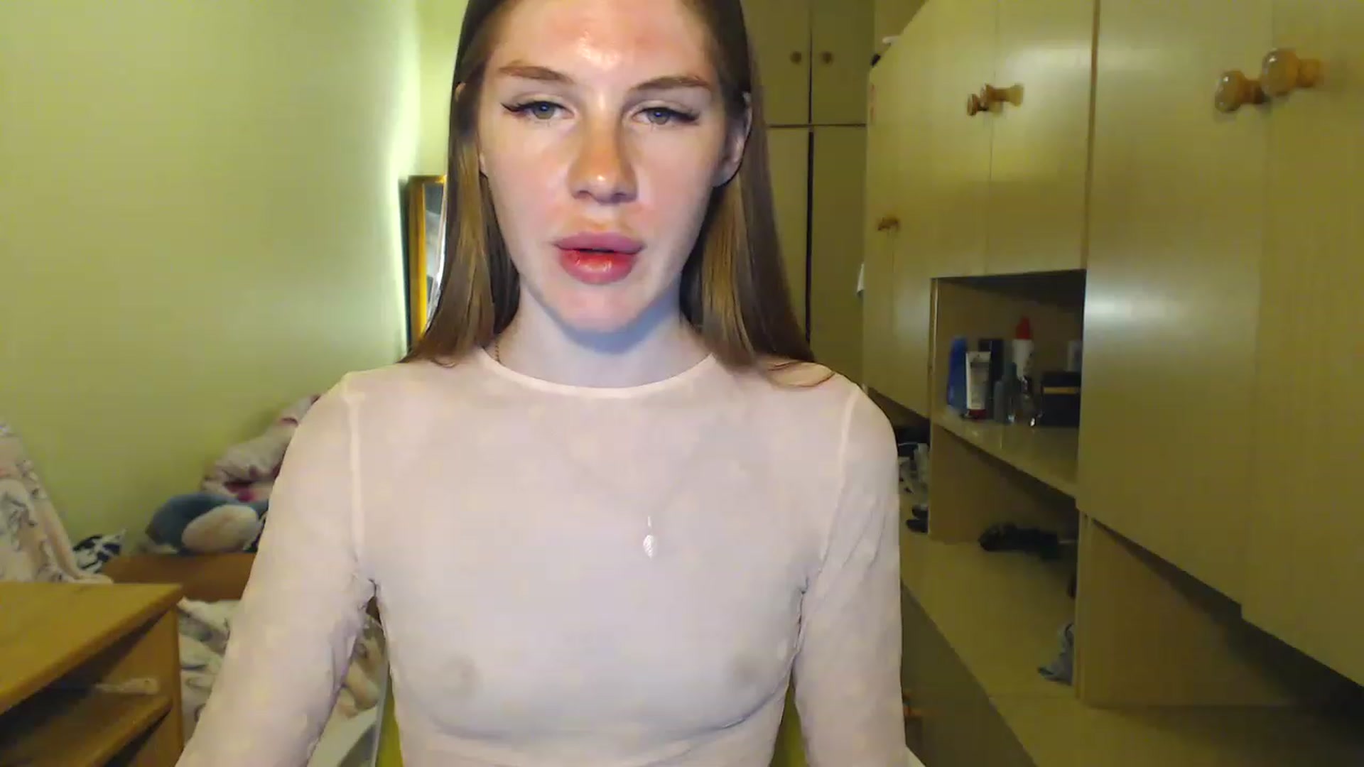 Gallery image thumbnail from Vesnyshka's myfreecams stream on, 06/22/2023, 19:07 image 2 of 20