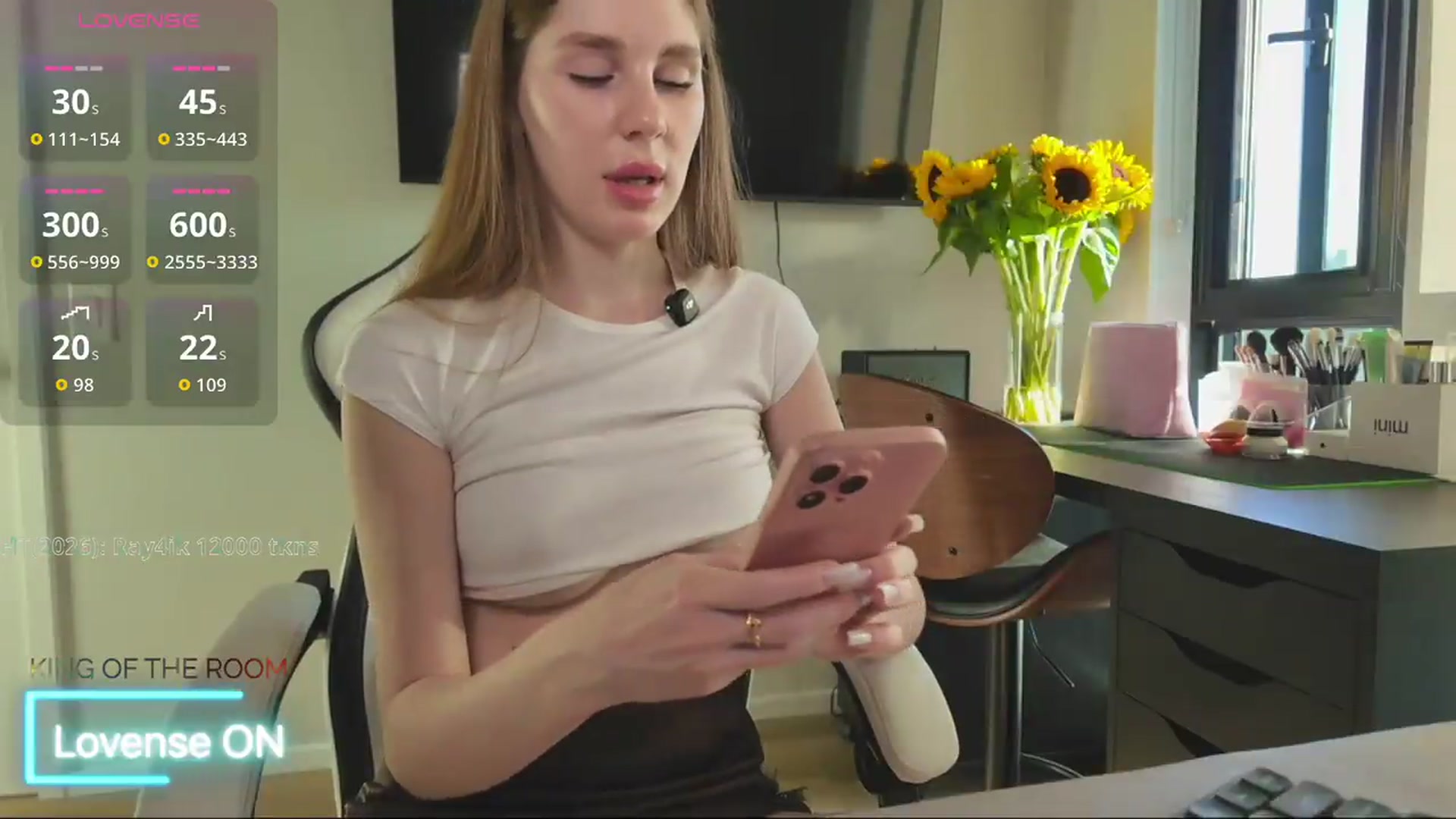 Gallery image thumbnail from Vesnyshka_'s myfreecams stream on, 08/20/2026, 01:53 image 9 of 20