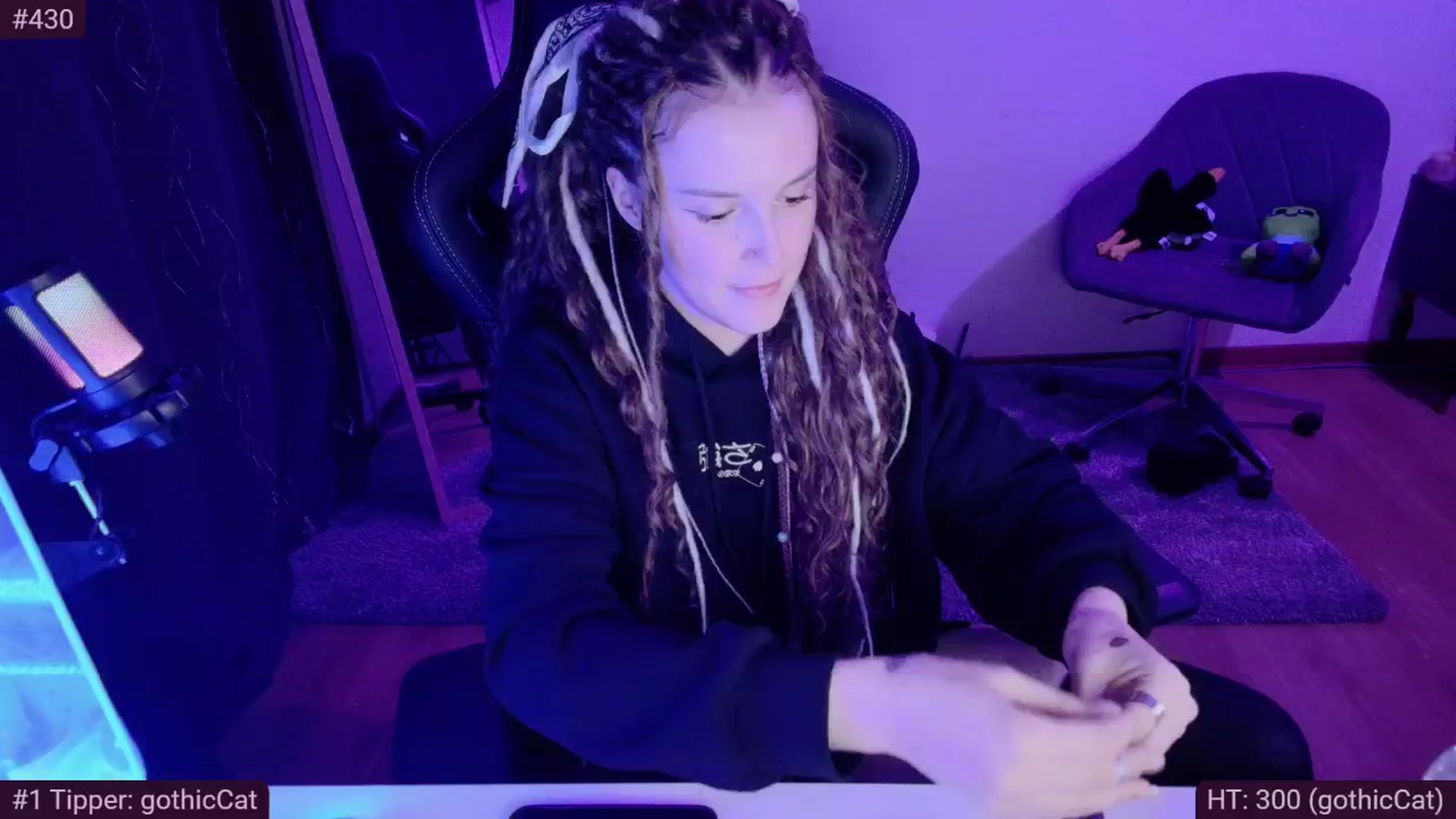 Gallery image thumbnail from VexKys's myfreecams stream on, 05/12/2024, 20:59 image 6 of 20