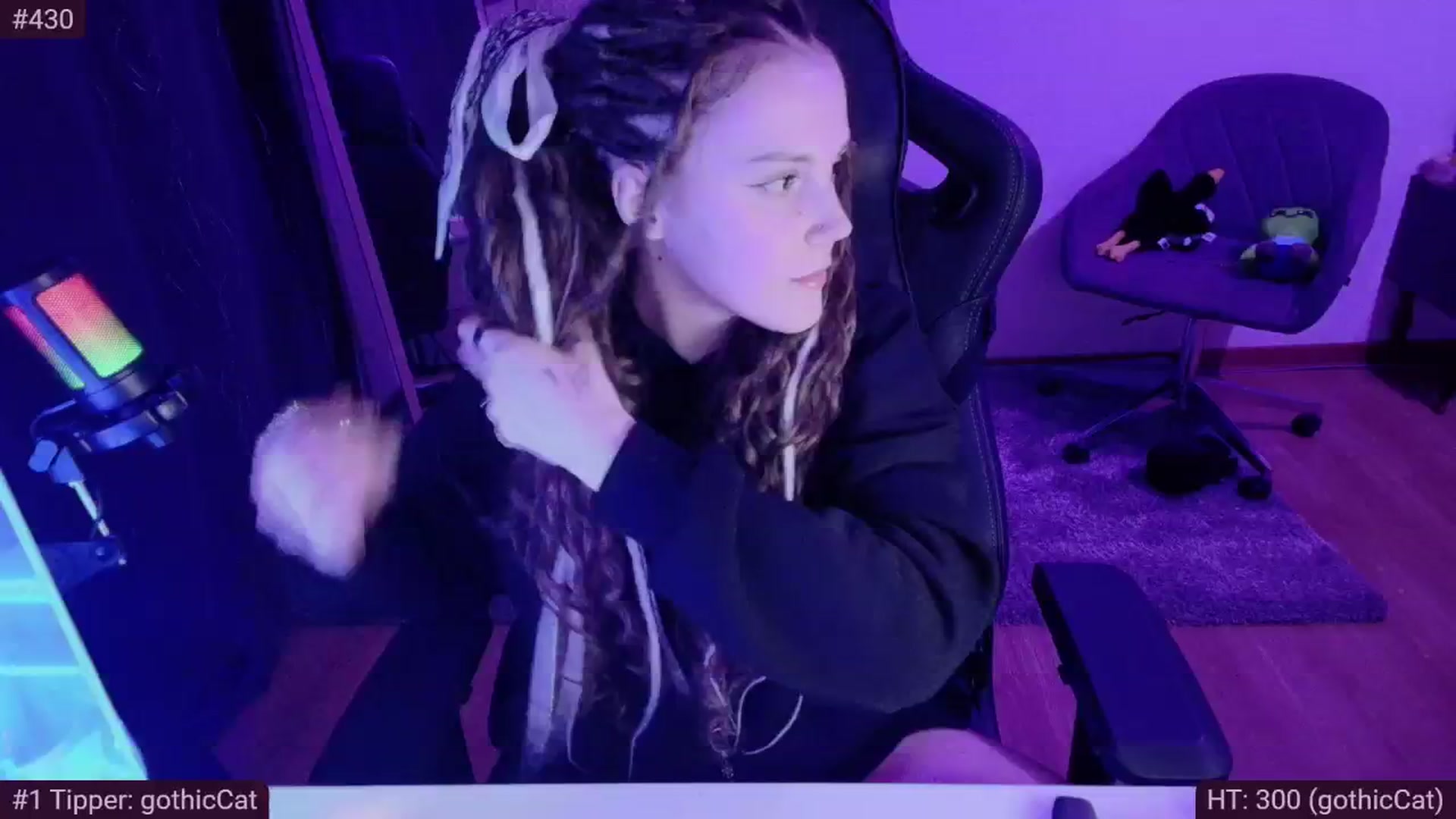 Gallery image thumbnail from VexKys's myfreecams stream on, 05/12/2024, 20:59 image 8 of 20