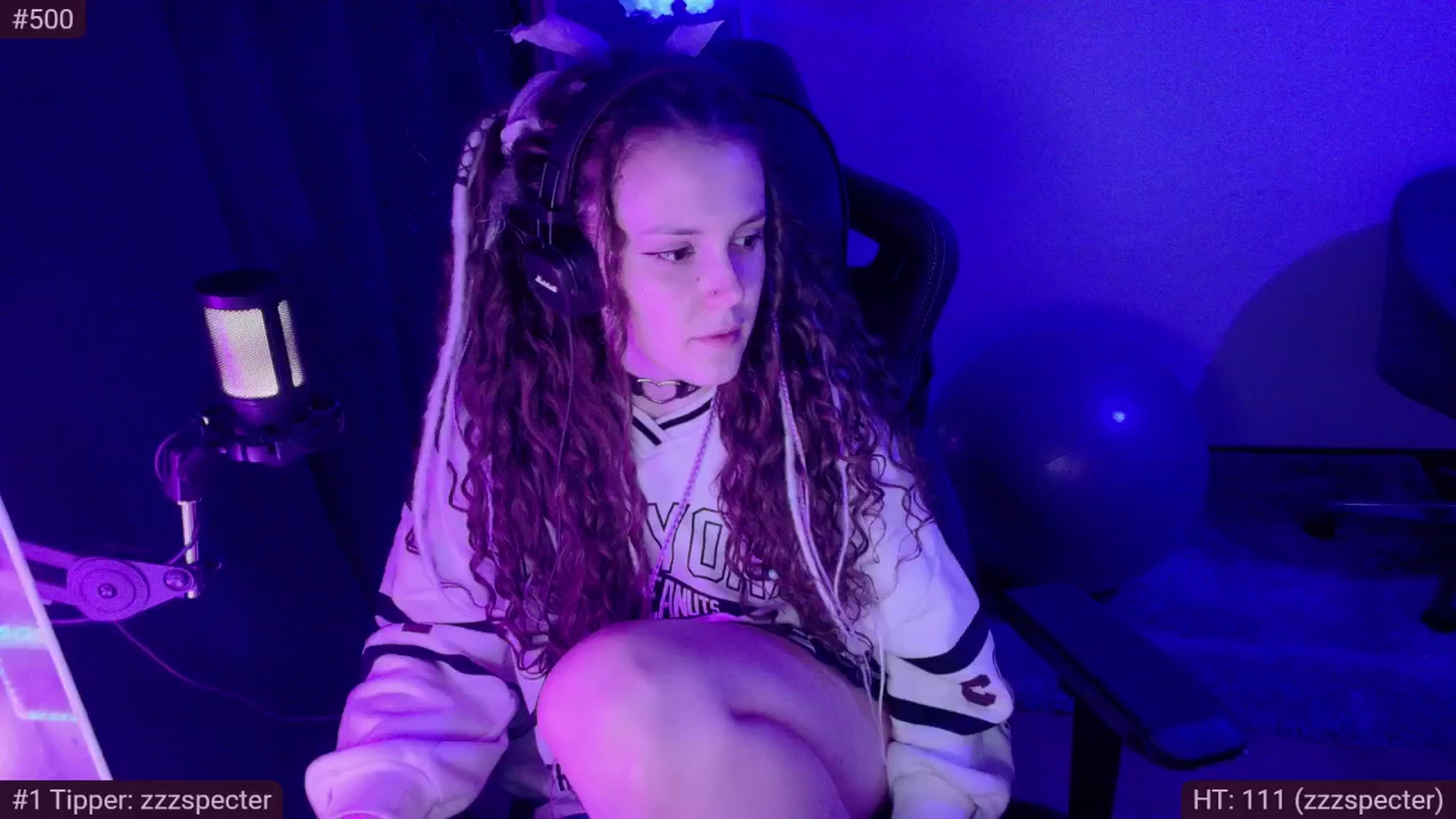 Gallery image thumbnail from VexKys's myfreecams stream on, 05/20/2024, 01:51 image 6 of 20