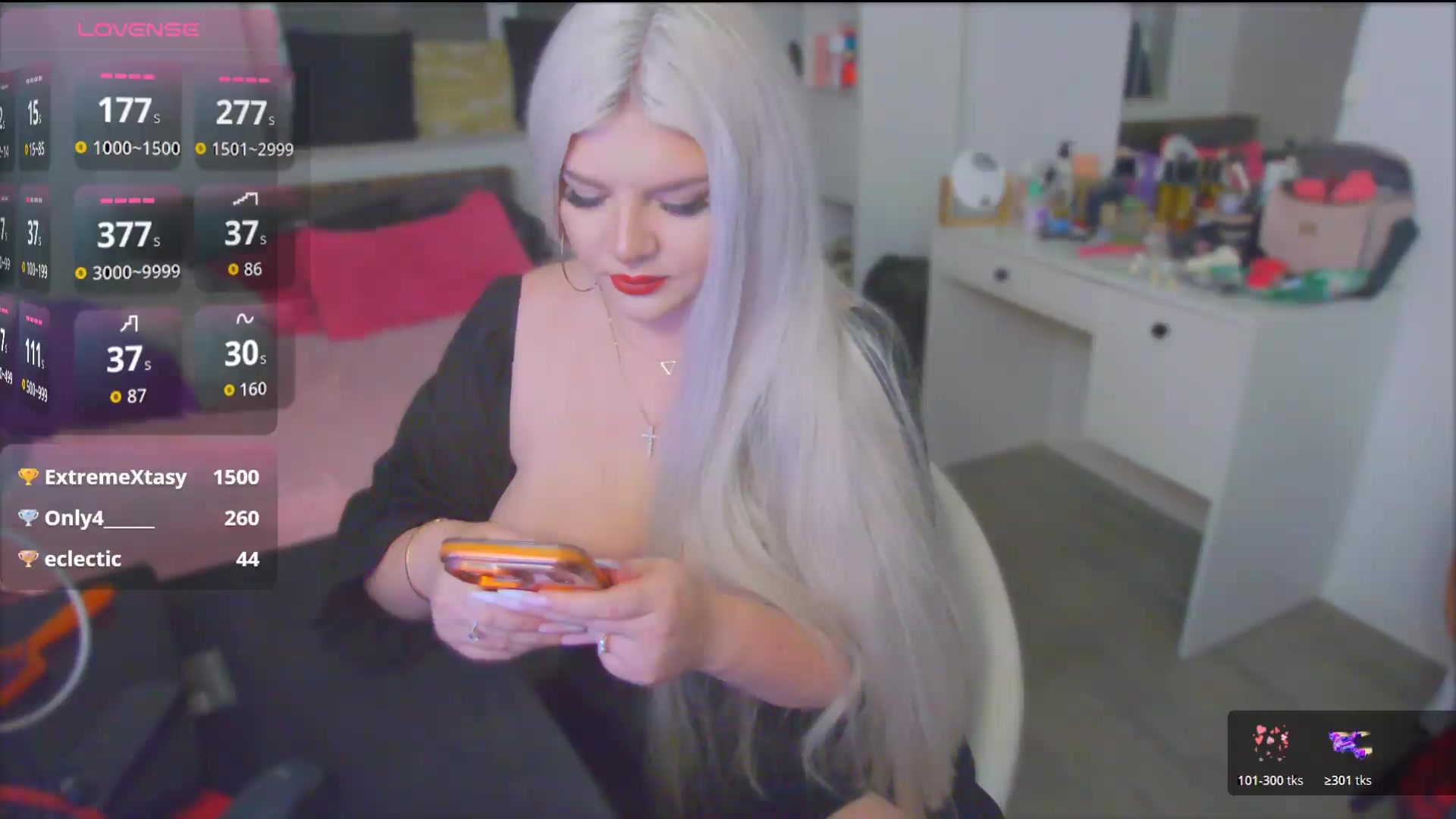 Gallery image thumbnail from ViTargaryen's myfreecams stream on, 08/27/2026, 04:13 image 20 of 20