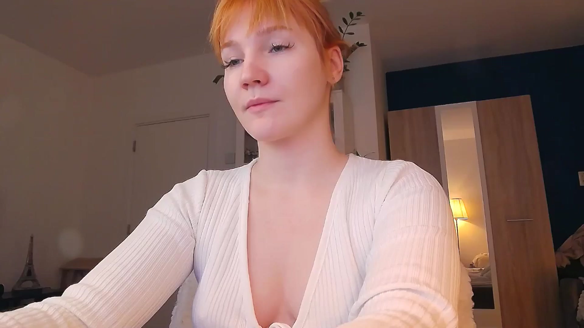 Gallery image thumbnail from ViTheGoddess's myfreecams stream on, 02/15/2026, 19:19 image 19 of 20