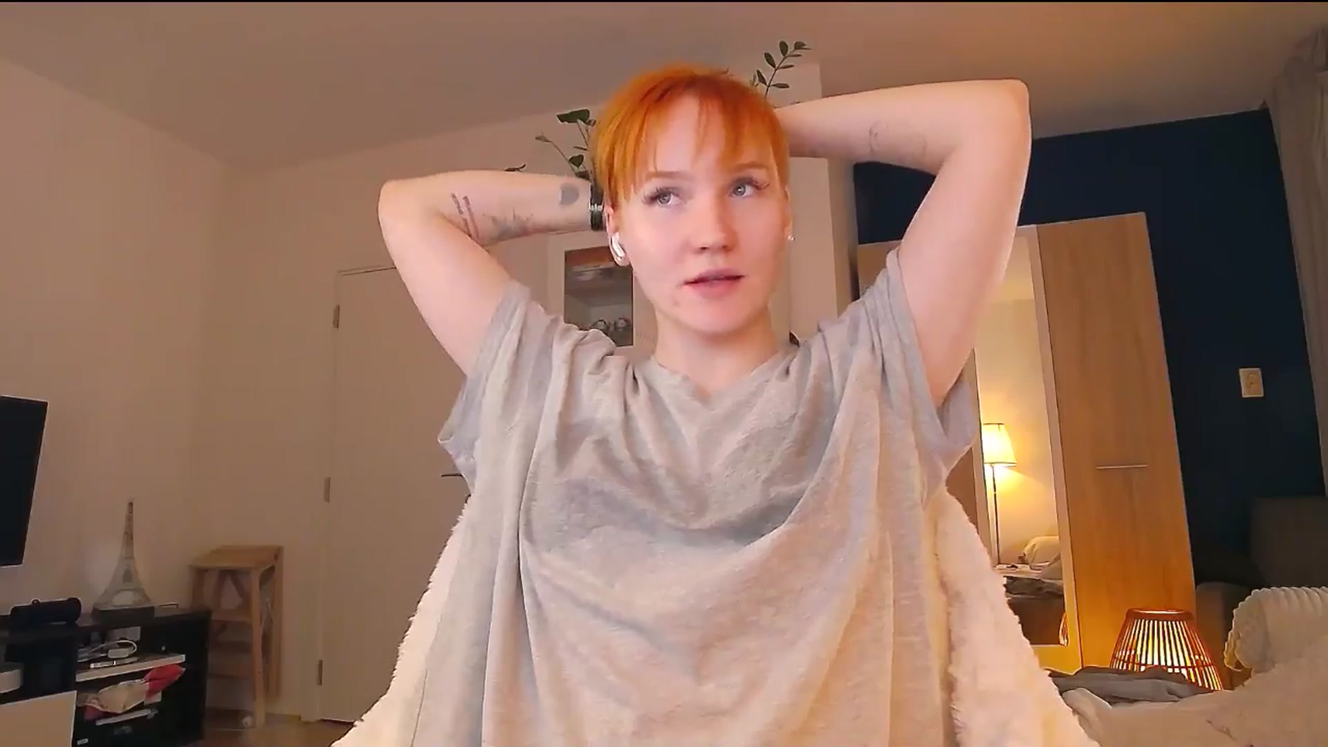 Gallery image thumbnail from ViTheGoddess's myfreecams stream on, 02/19/2026, 17:52 image 9 of 20