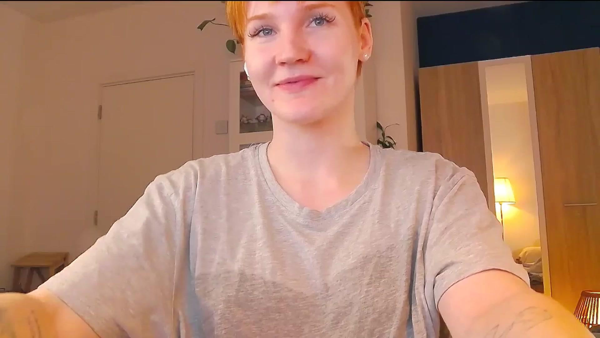 Gallery image thumbnail from ViTheGoddess's myfreecams stream on, 02/19/2026, 17:52 image 11 of 20