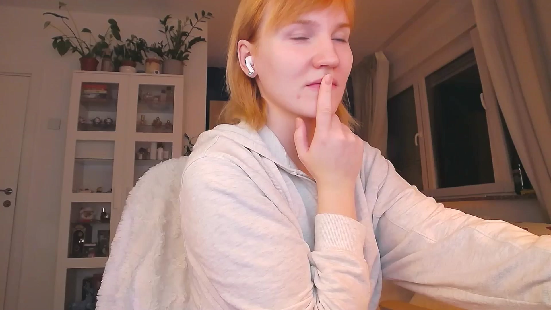 Gallery image thumbnail from ViTheGoddess's myfreecams stream on, 02/26/2026, 23:02 image 1 of 20