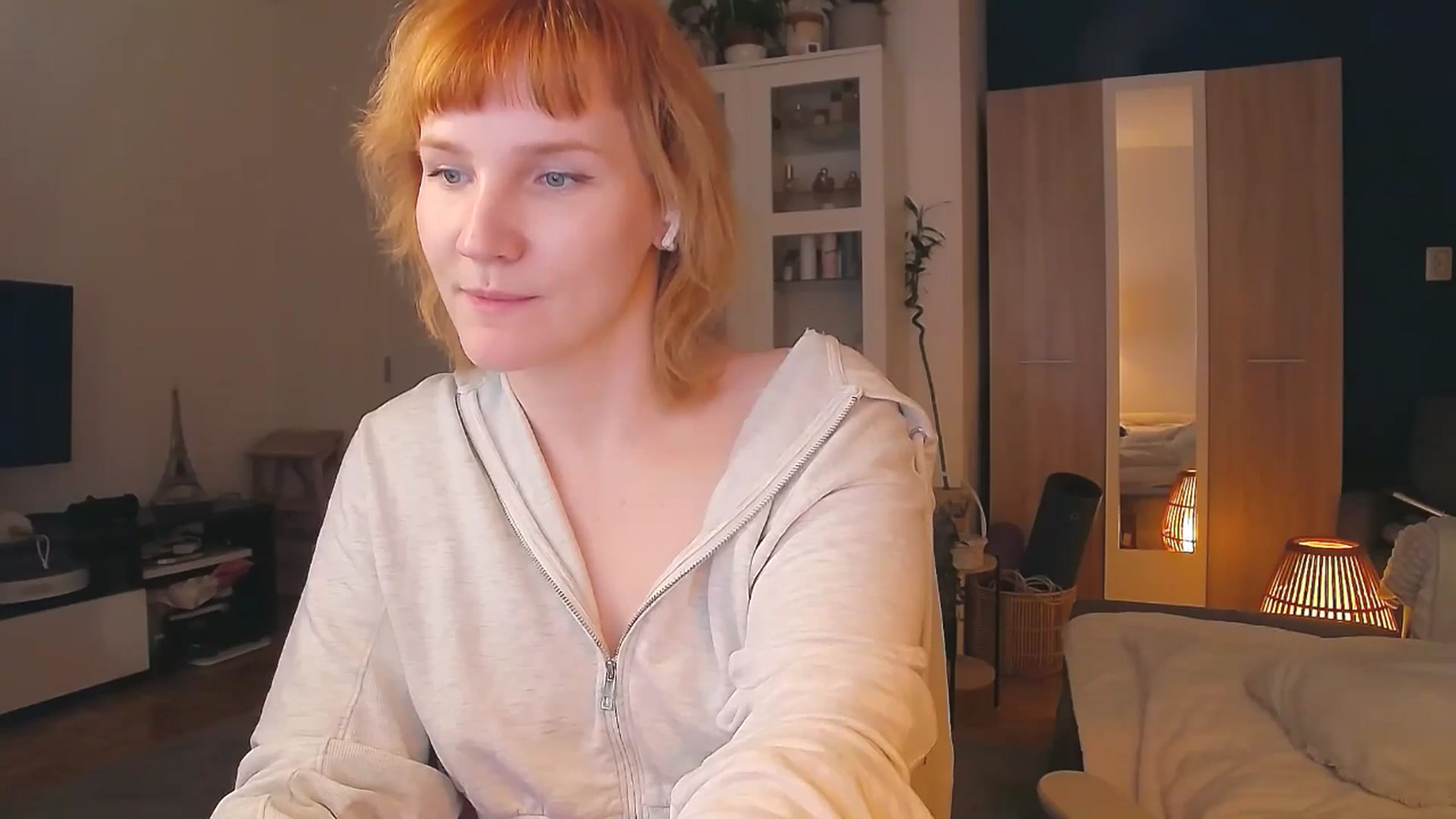 Gallery image thumbnail from ViTheGoddess's myfreecams stream on, 03/06/2026, 08:48 image 15 of 20