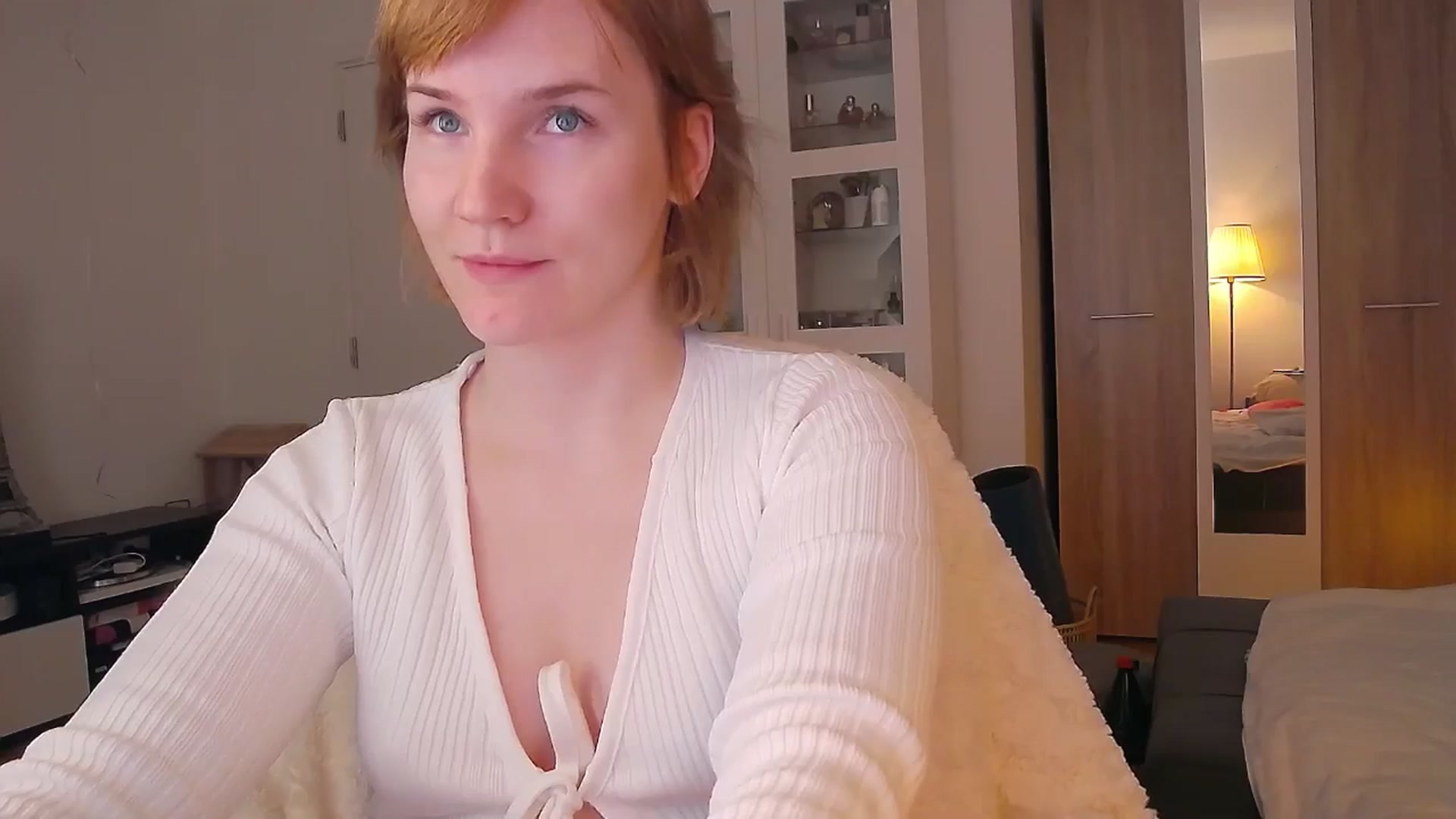 Gallery image thumbnail from ViTheGoddess's myfreecams stream on, 04/07/2026, 06:06 image 13 of 20