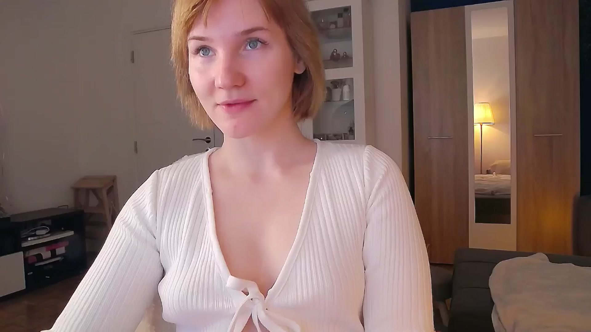 Gallery image thumbnail from ViTheGoddess's myfreecams stream on, 04/07/2026, 20:29 image 2 of 20