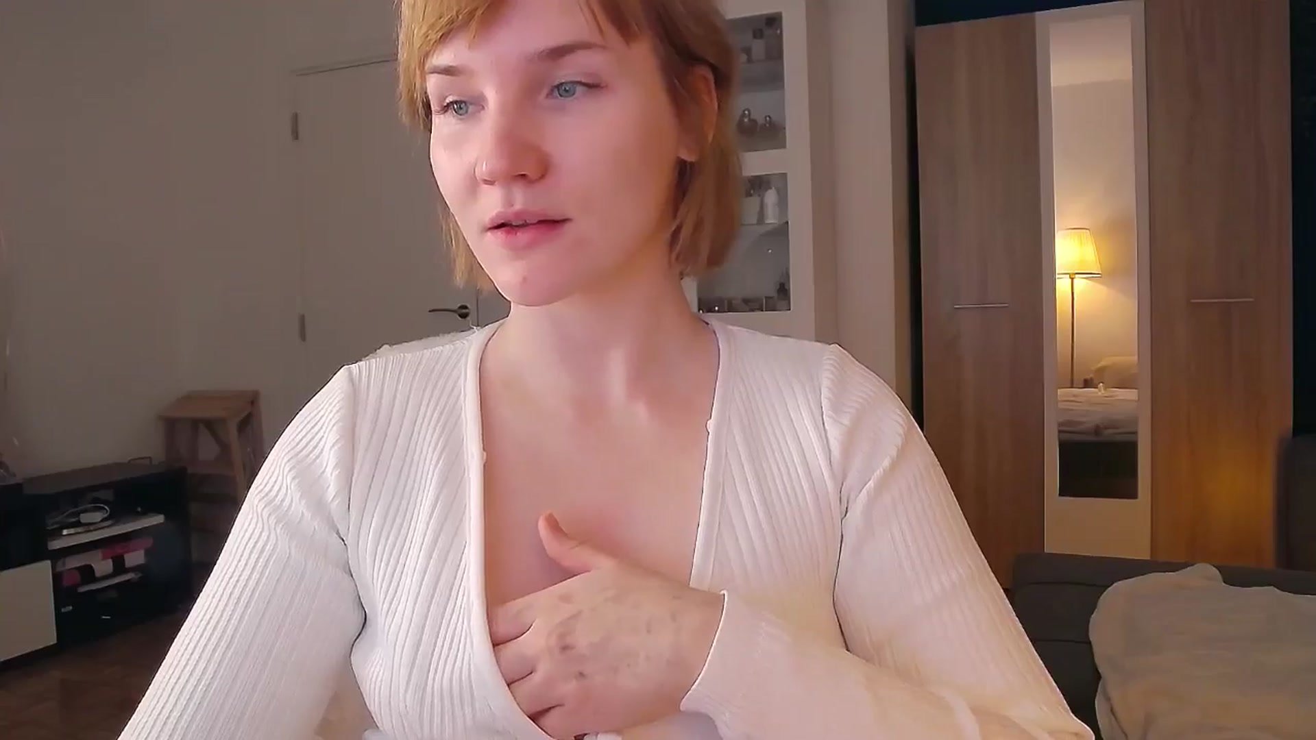 Gallery image thumbnail from ViTheGoddess's myfreecams stream on, 04/07/2026, 20:29 image 3 of 20