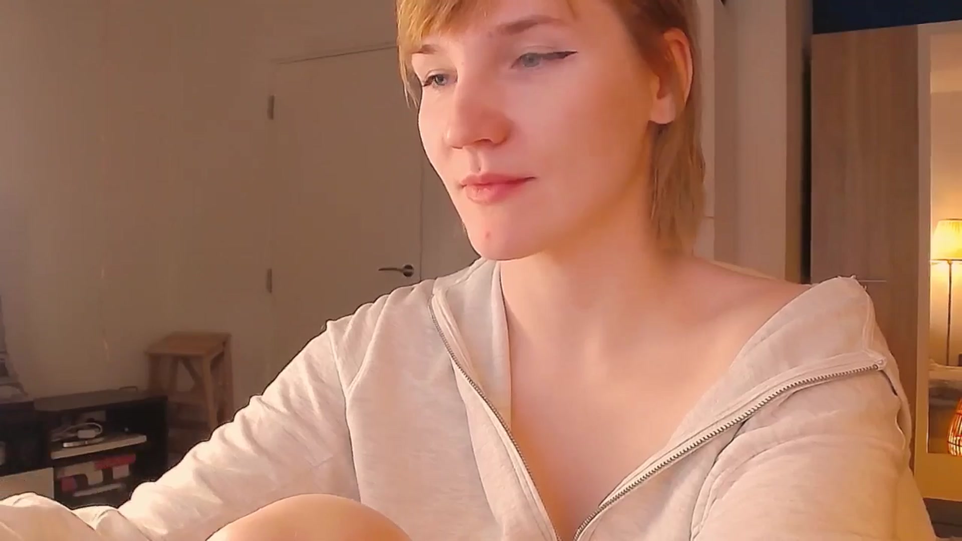 Gallery image thumbnail from ViTheGoddess's myfreecams stream on, 04/08/2026, 21:38 image 14 of 20